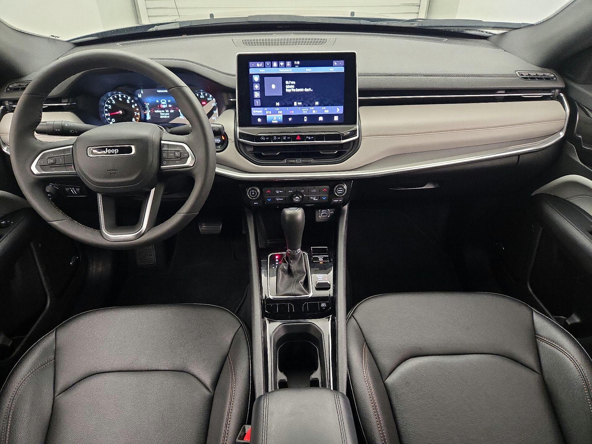 Thumbnail: 2024 Jeep Compass - 9