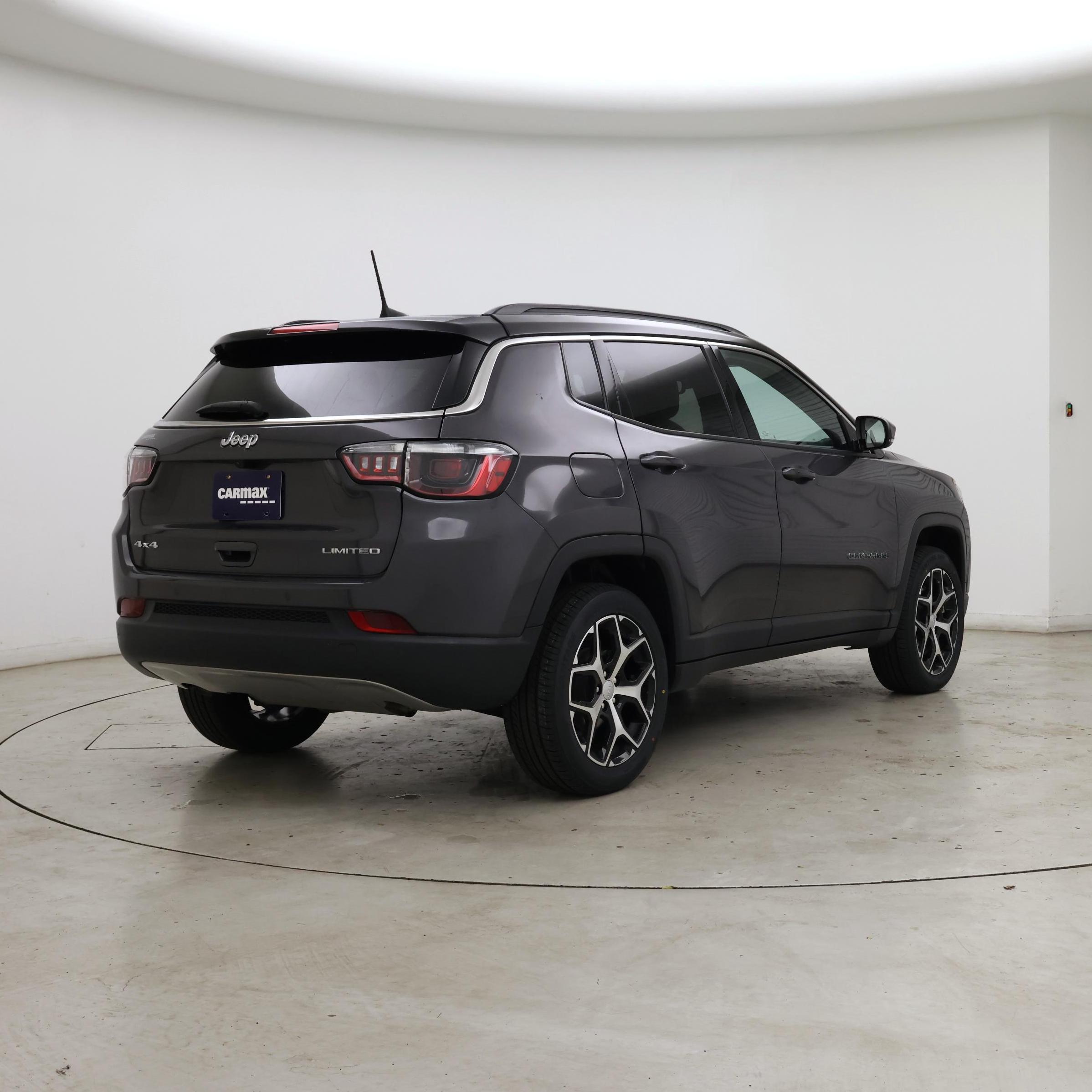 Thumbnail: 2024 Jeep Compass - 8