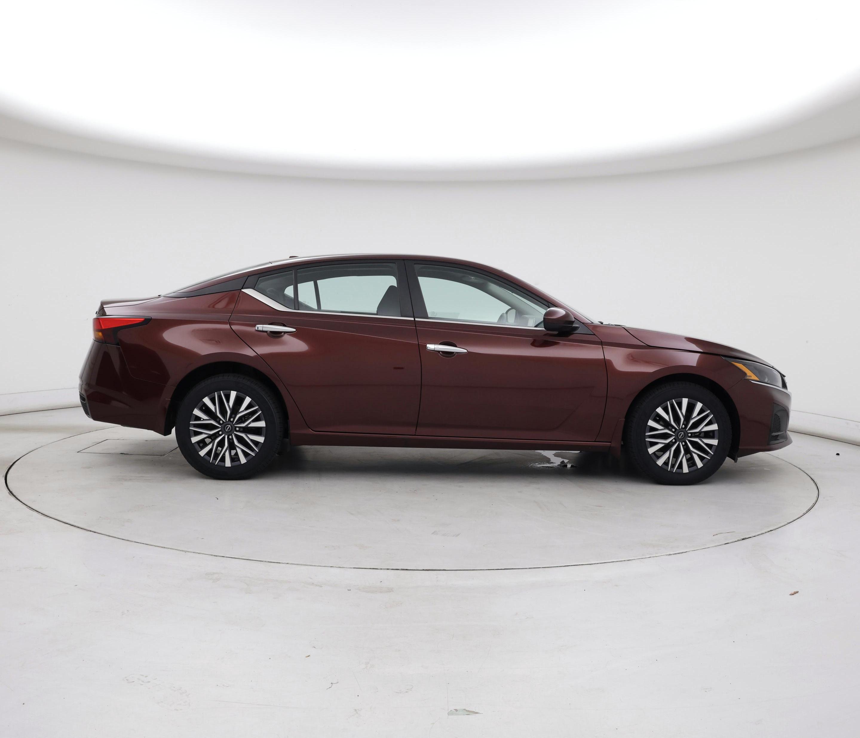 Thumbnail: 2023 Nissan Altima - 7