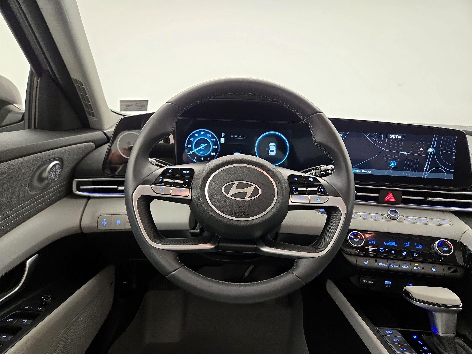 Thumbnail: 2024 Hyundai Elantra - 10