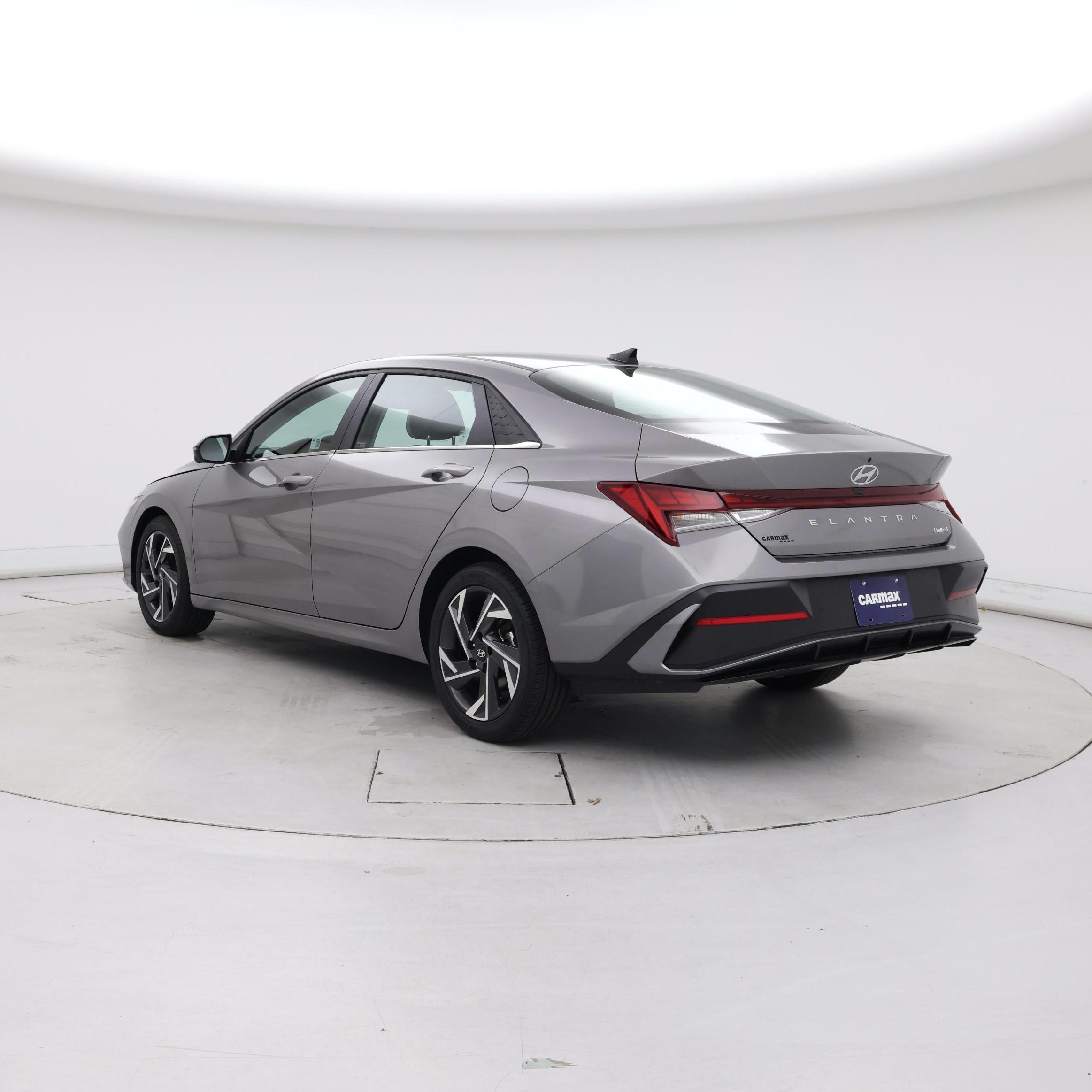 Thumbnail: 2024 Hyundai Elantra - 2