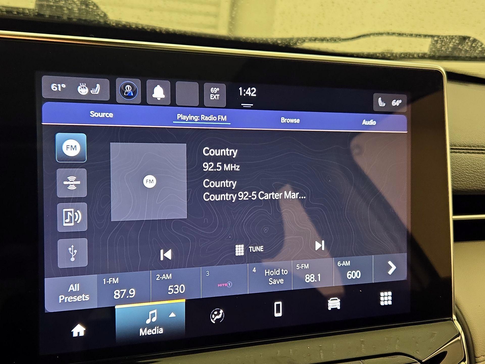 Thumbnail: 2022 Jeep Compass - 13