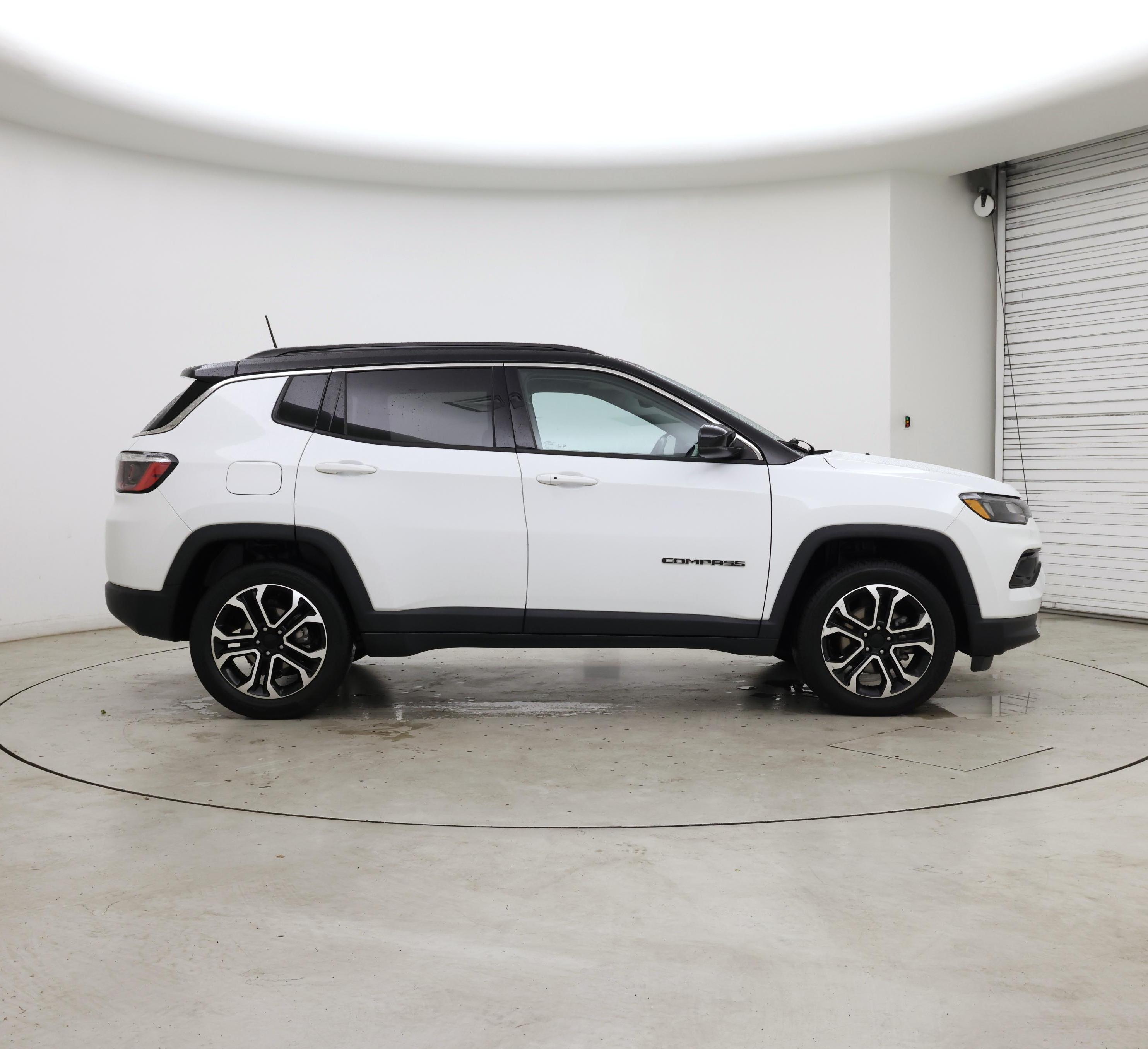 Thumbnail: 2022 Jeep Compass - 7