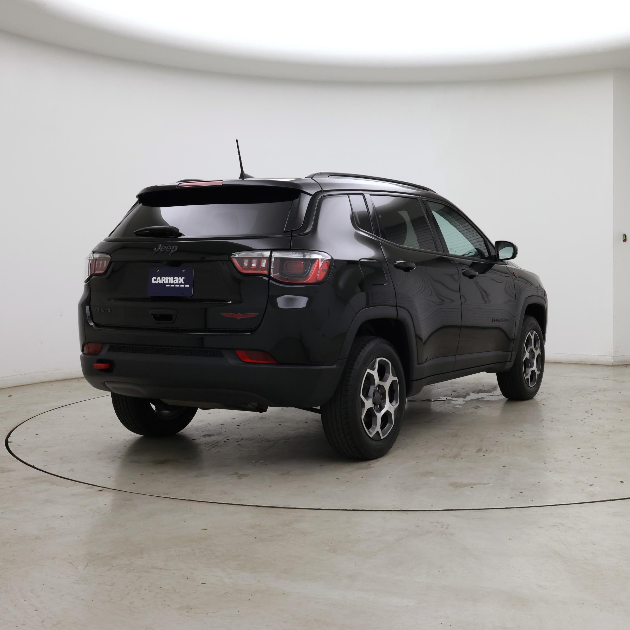 Thumbnail: 2022 Jeep Compass - 8