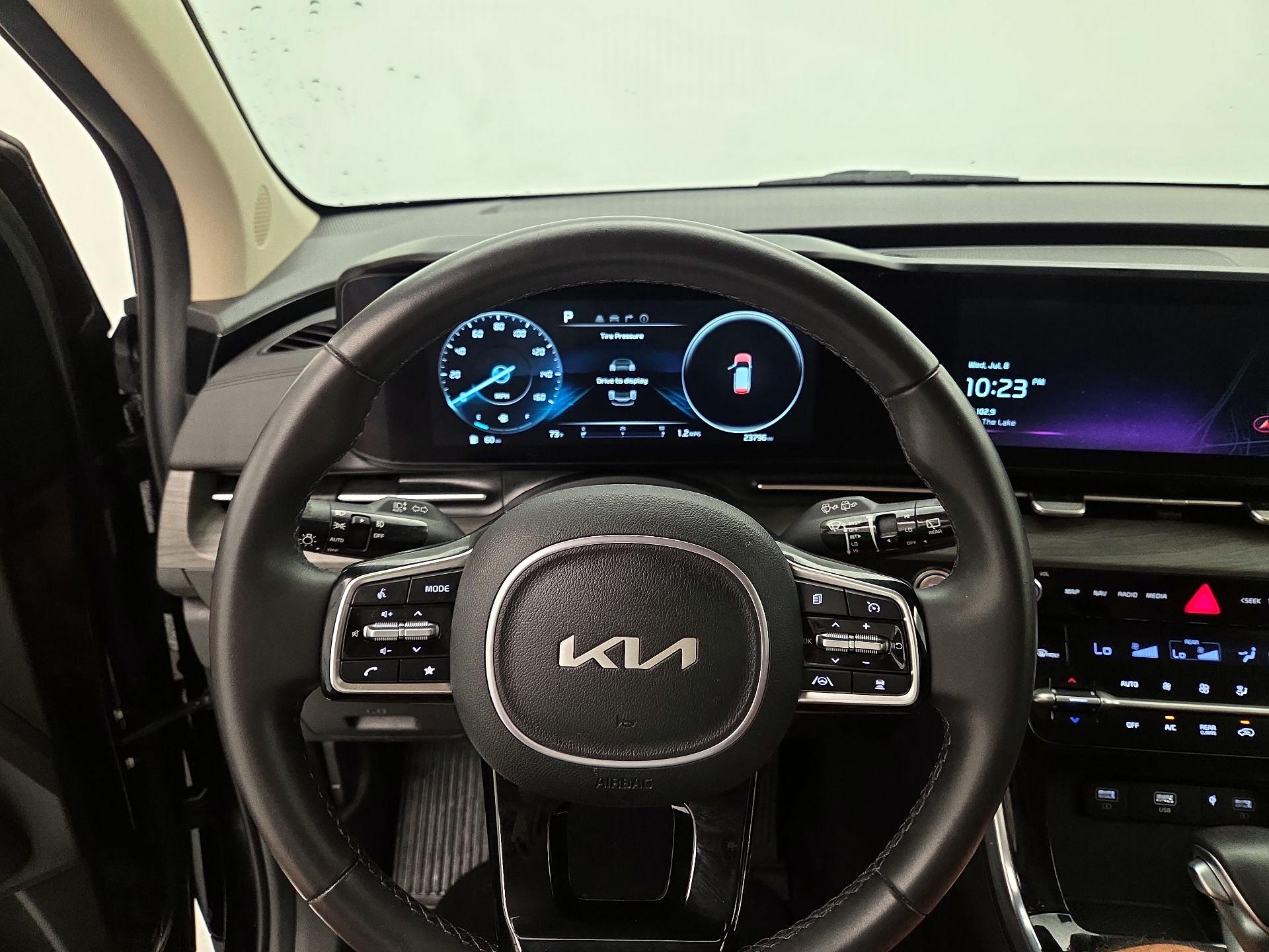 Thumbnail: 2024 Kia Carnival - 10