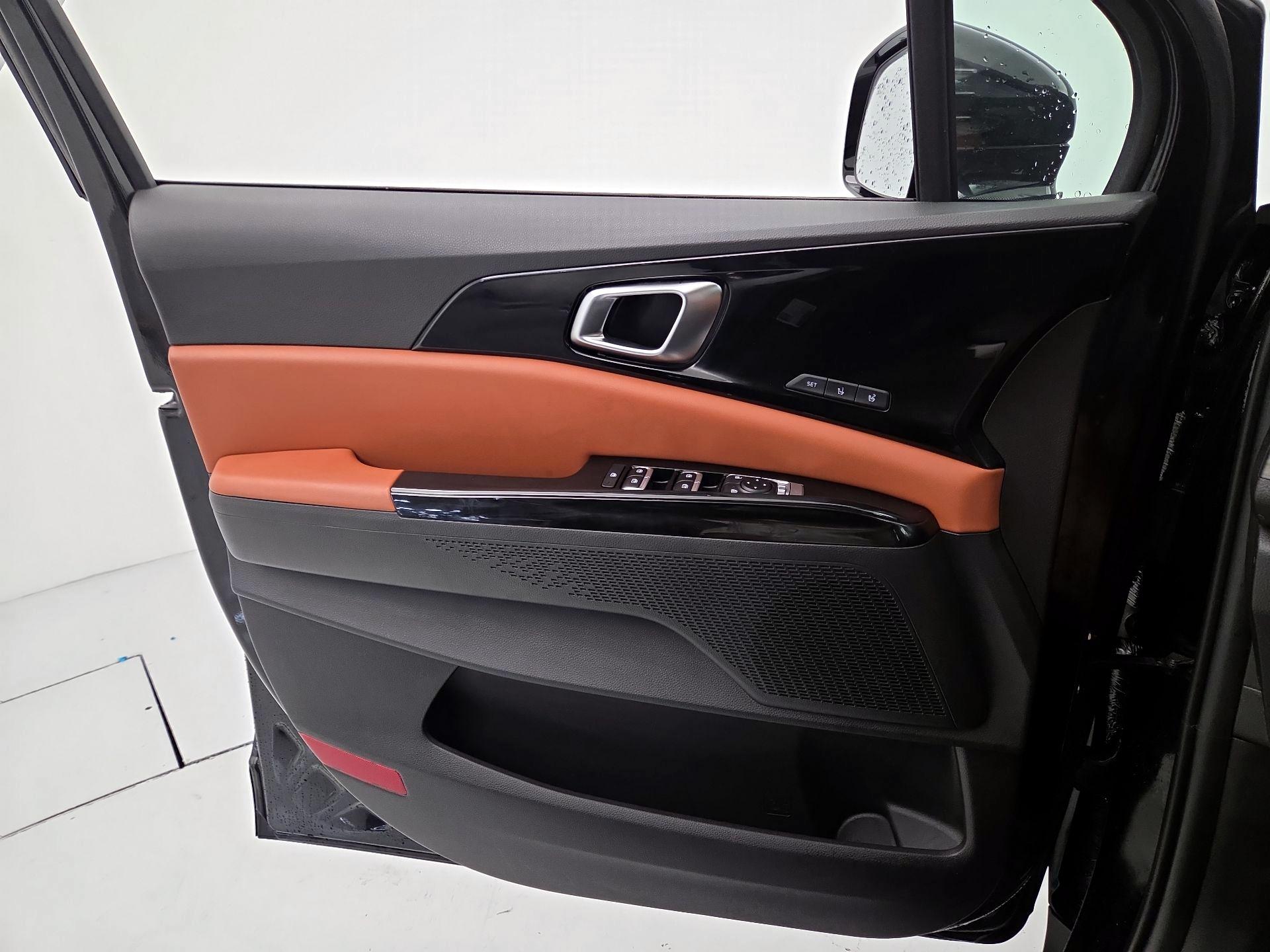 Thumbnail: 2024 Kia Carnival - 12