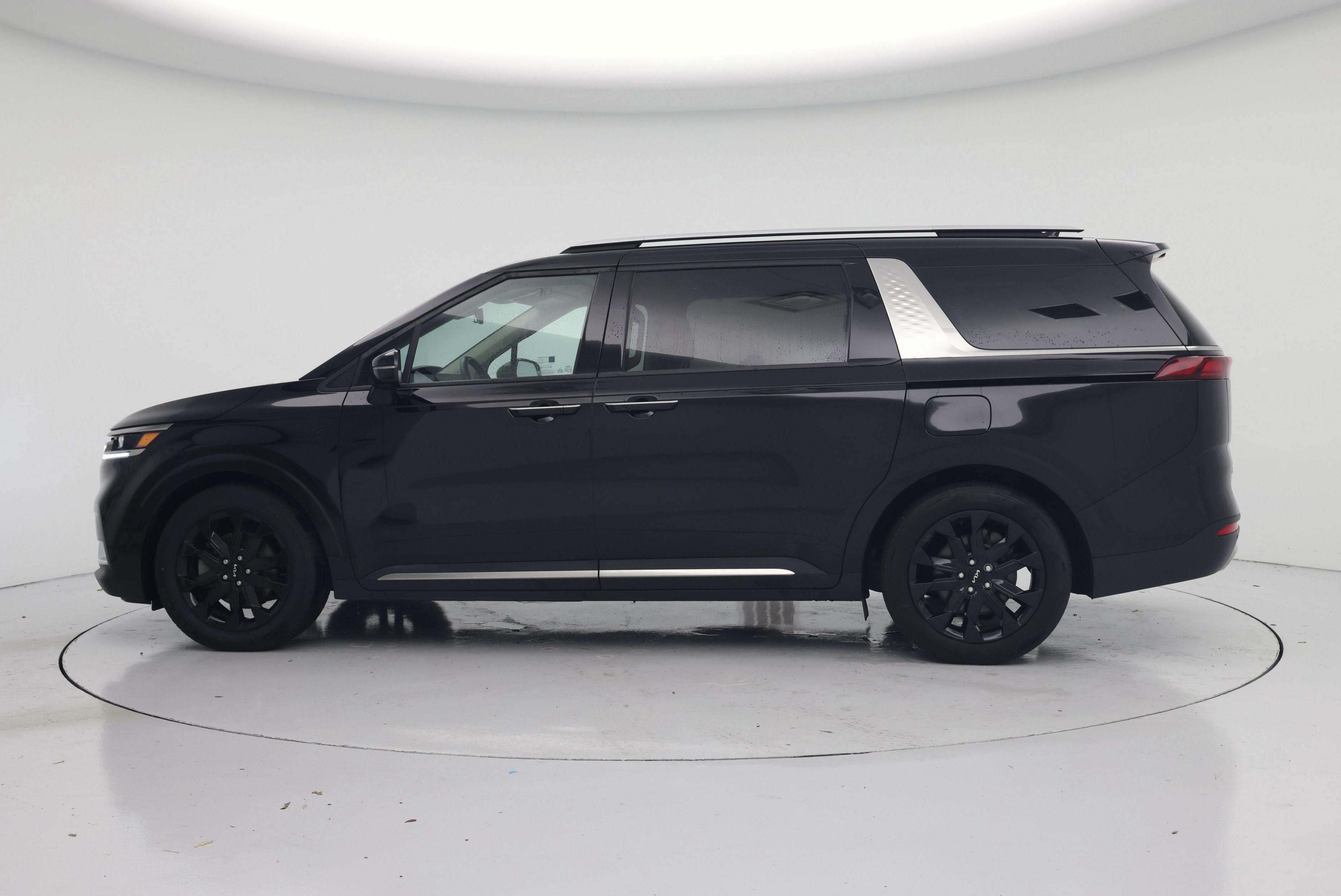 Thumbnail: 2024 Kia Carnival - 3
