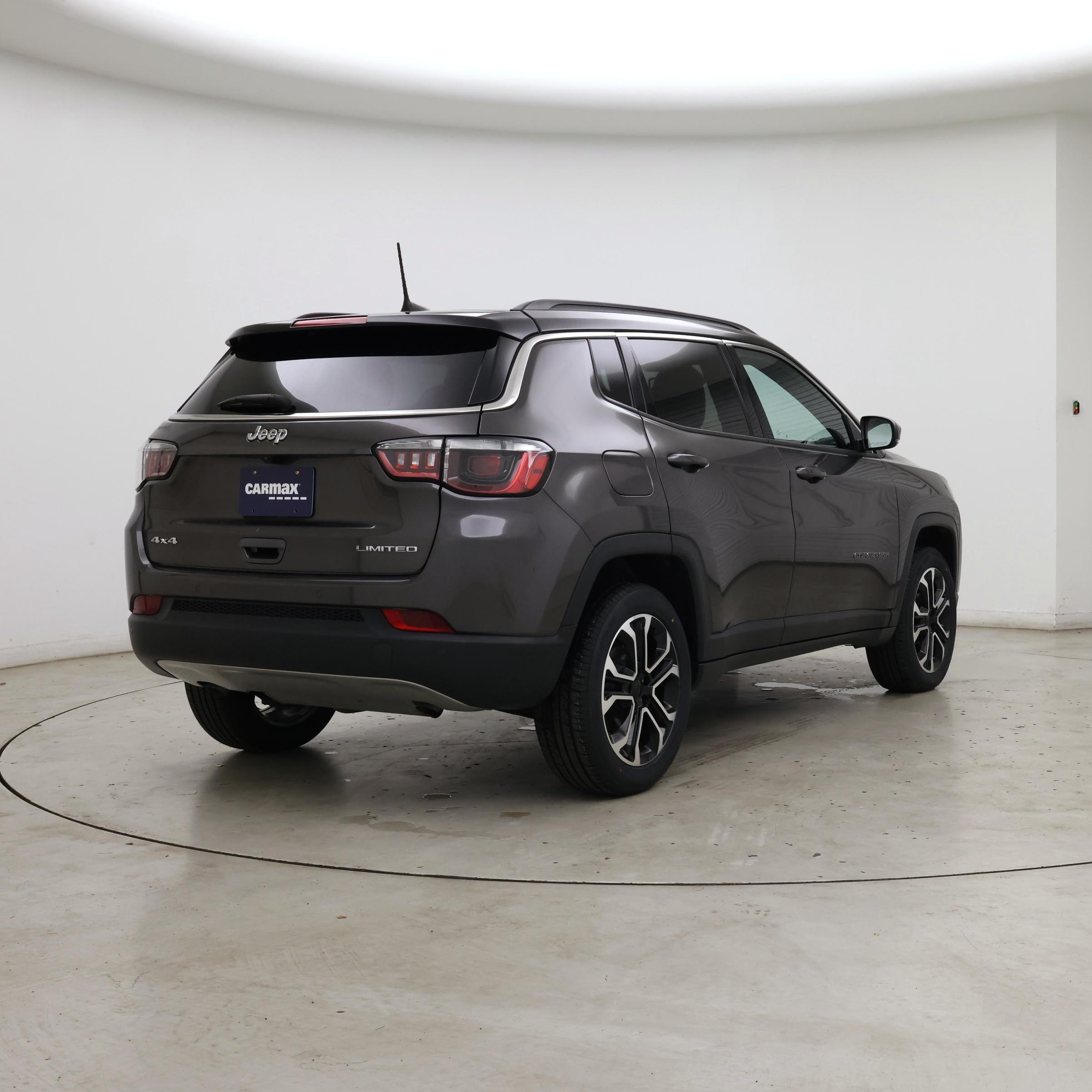 Thumbnail: 2024 Jeep Compass - 8
