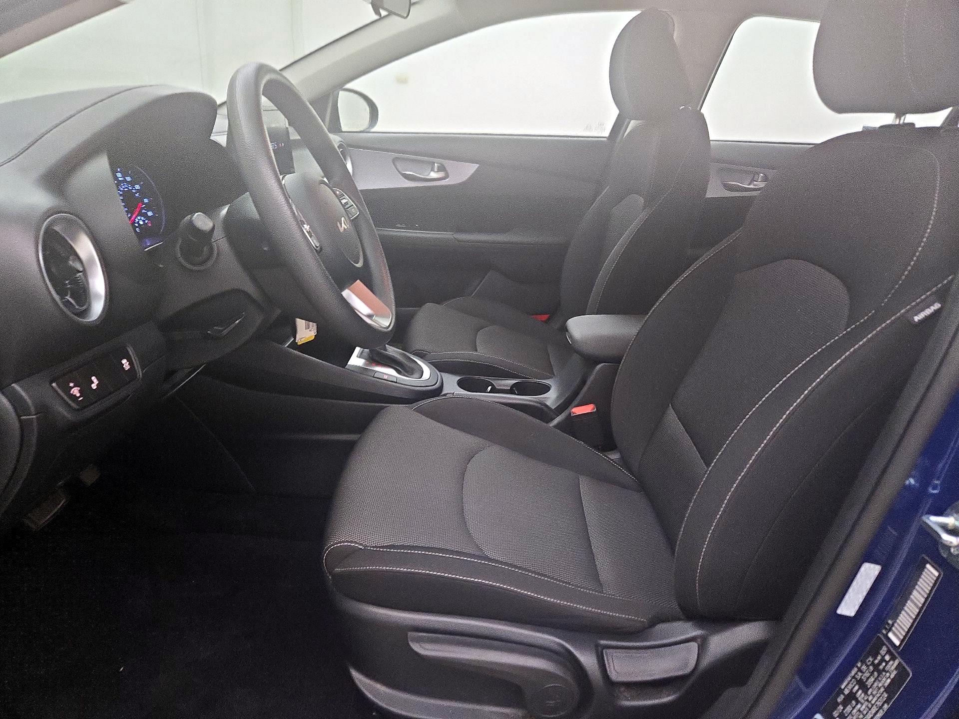 Thumbnail: 2024 Kia Forte - 11