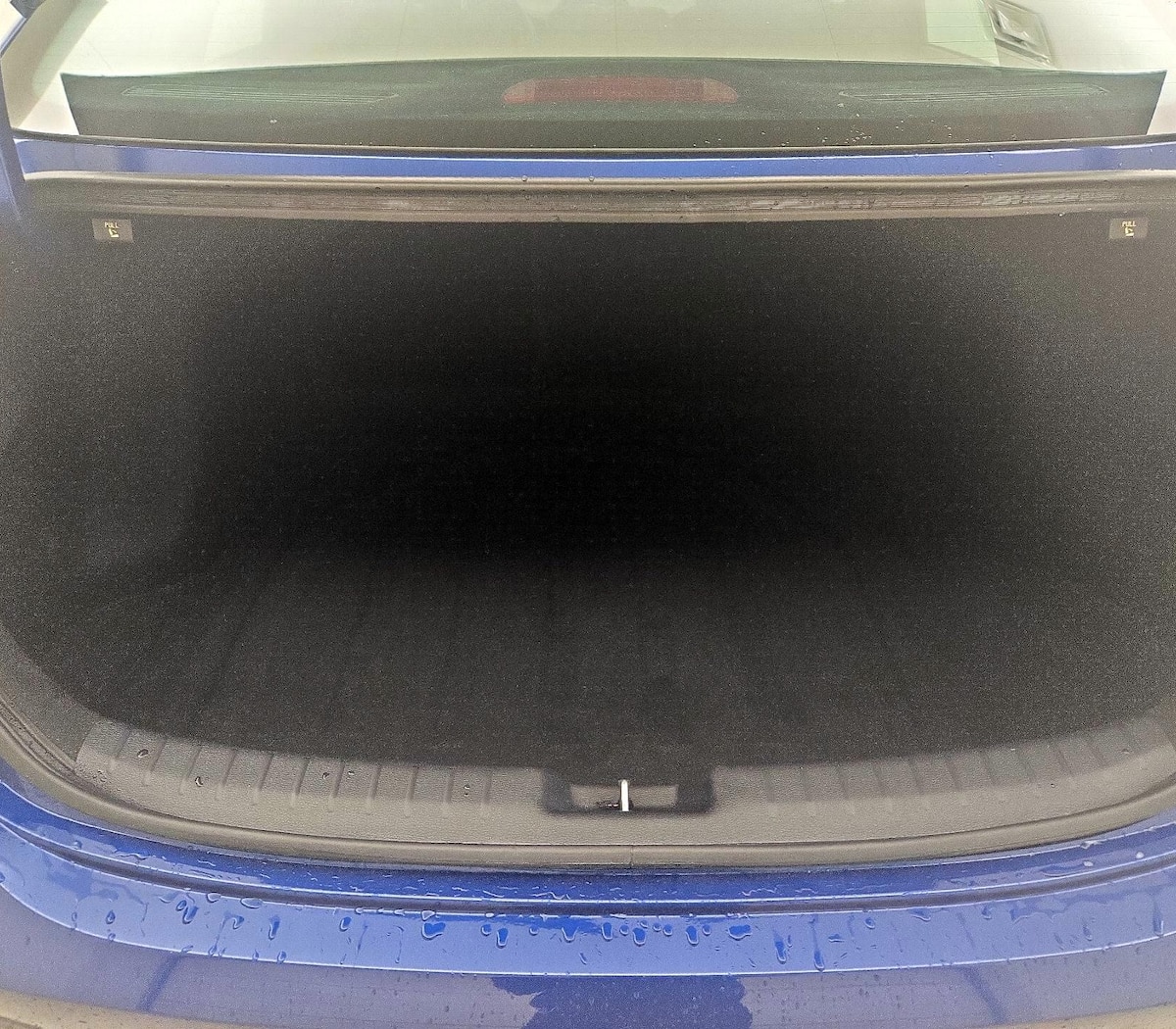 Trunk/Cargo (Seats Up)