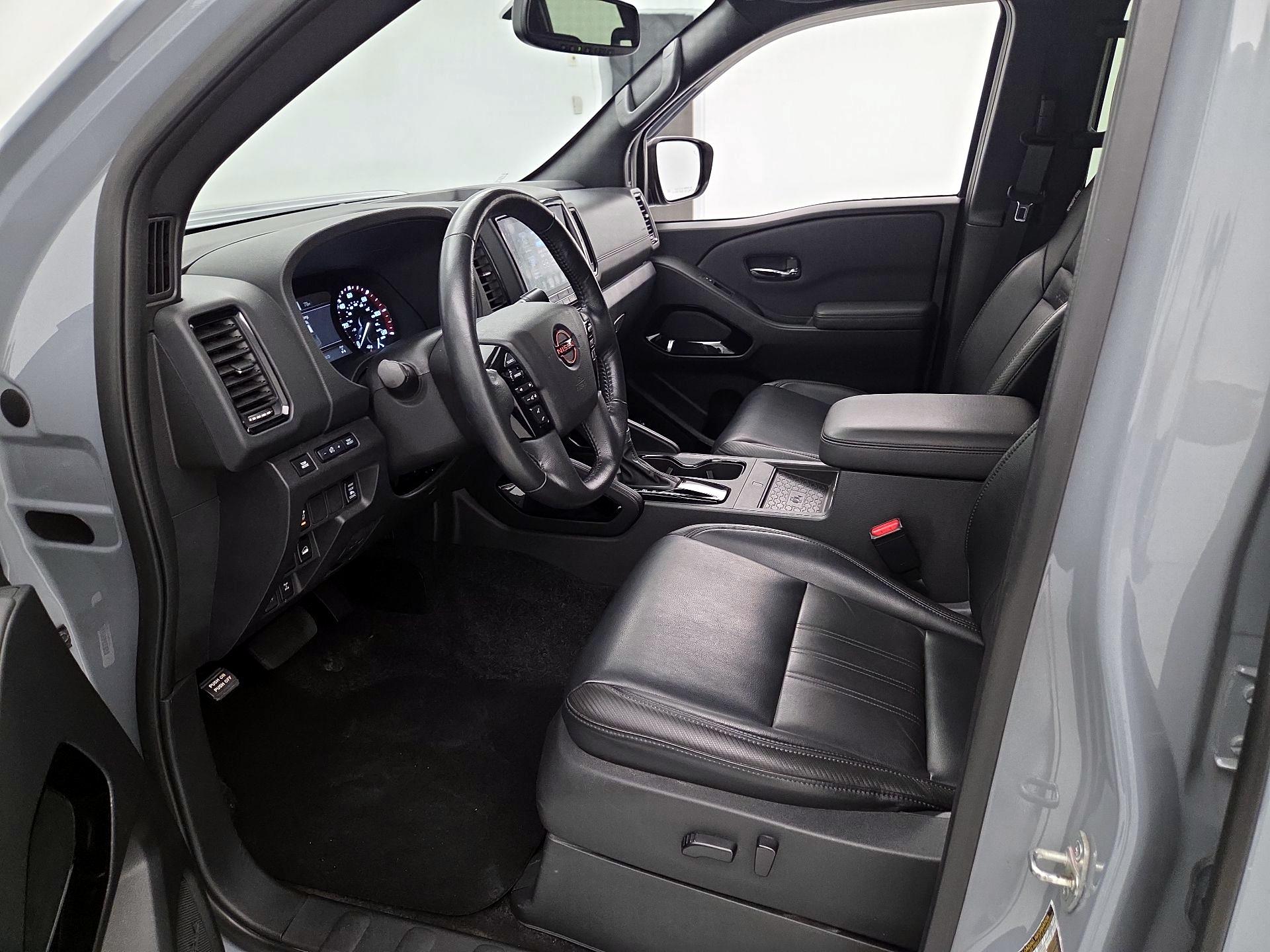 Thumbnail: 2022 Nissan Frontier - 11