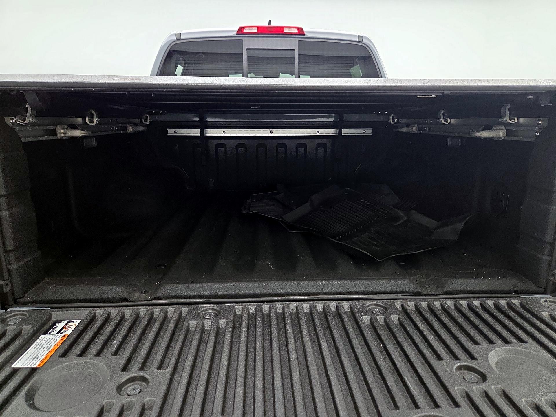 Thumbnail: 2022 Nissan Frontier - 20