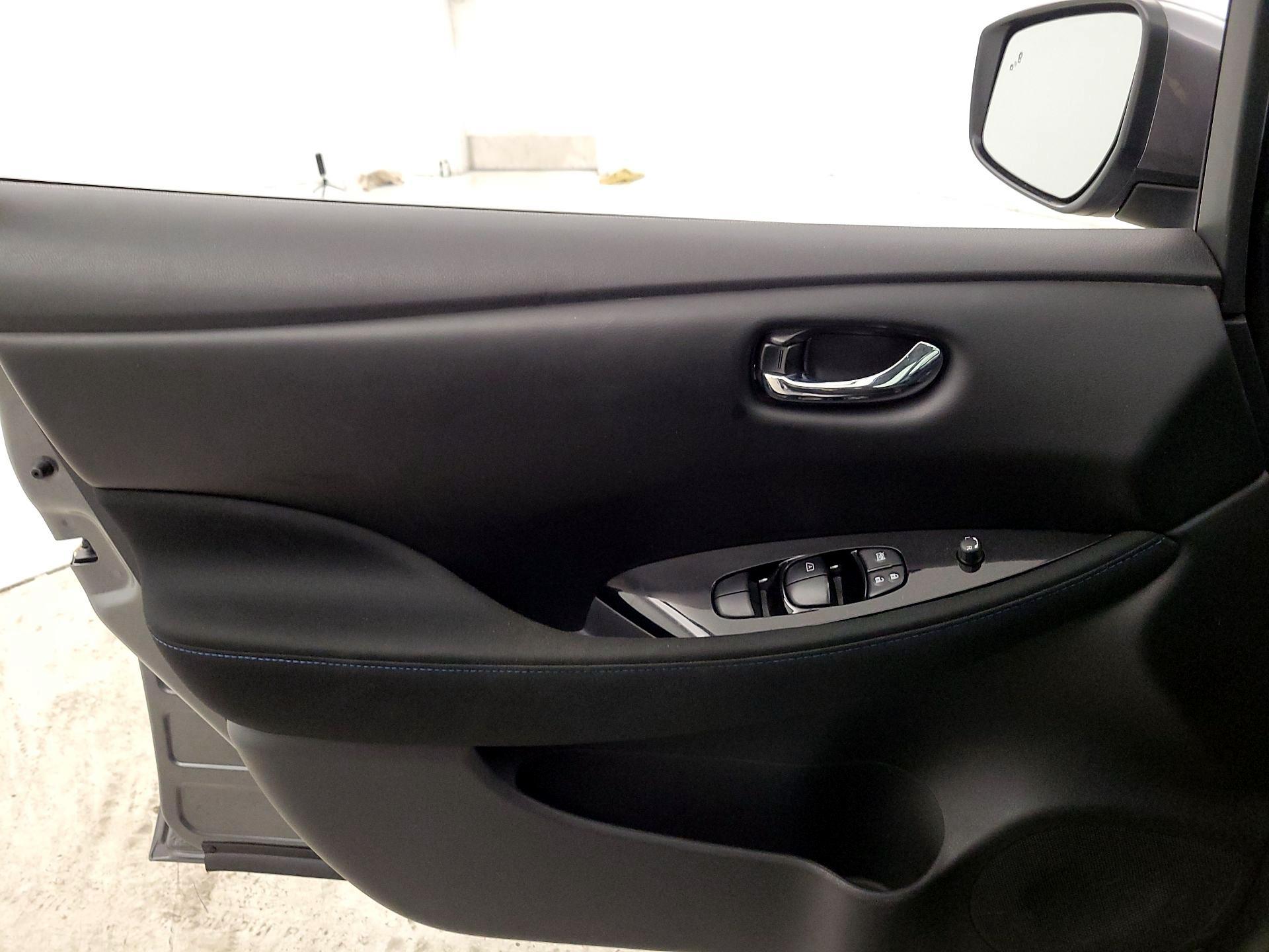 Thumbnail: 2024 Nissan Leaf - 12