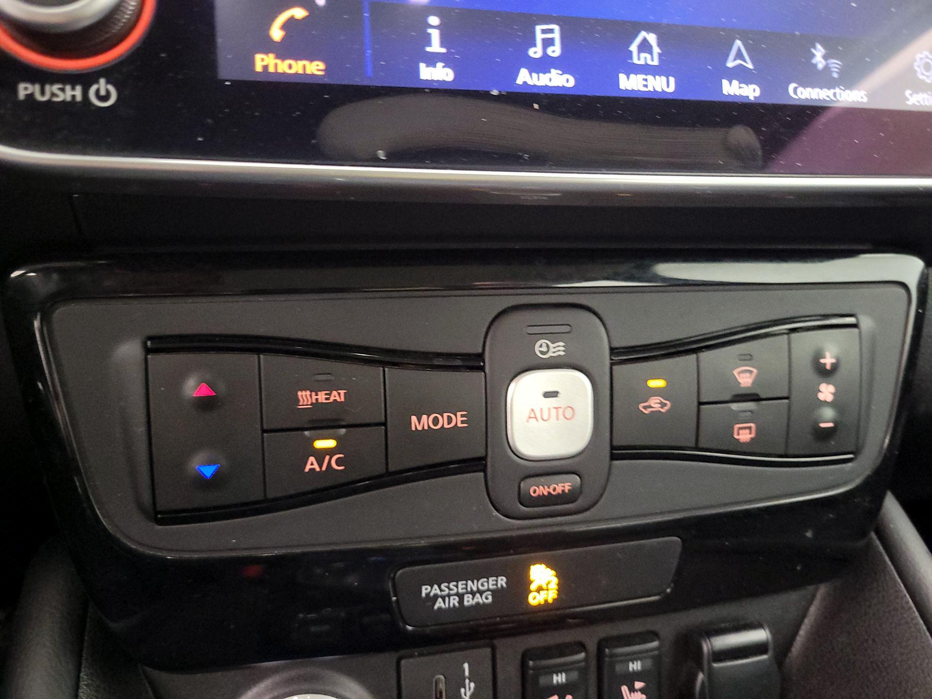 Thumbnail: 2024 Nissan Leaf - 16