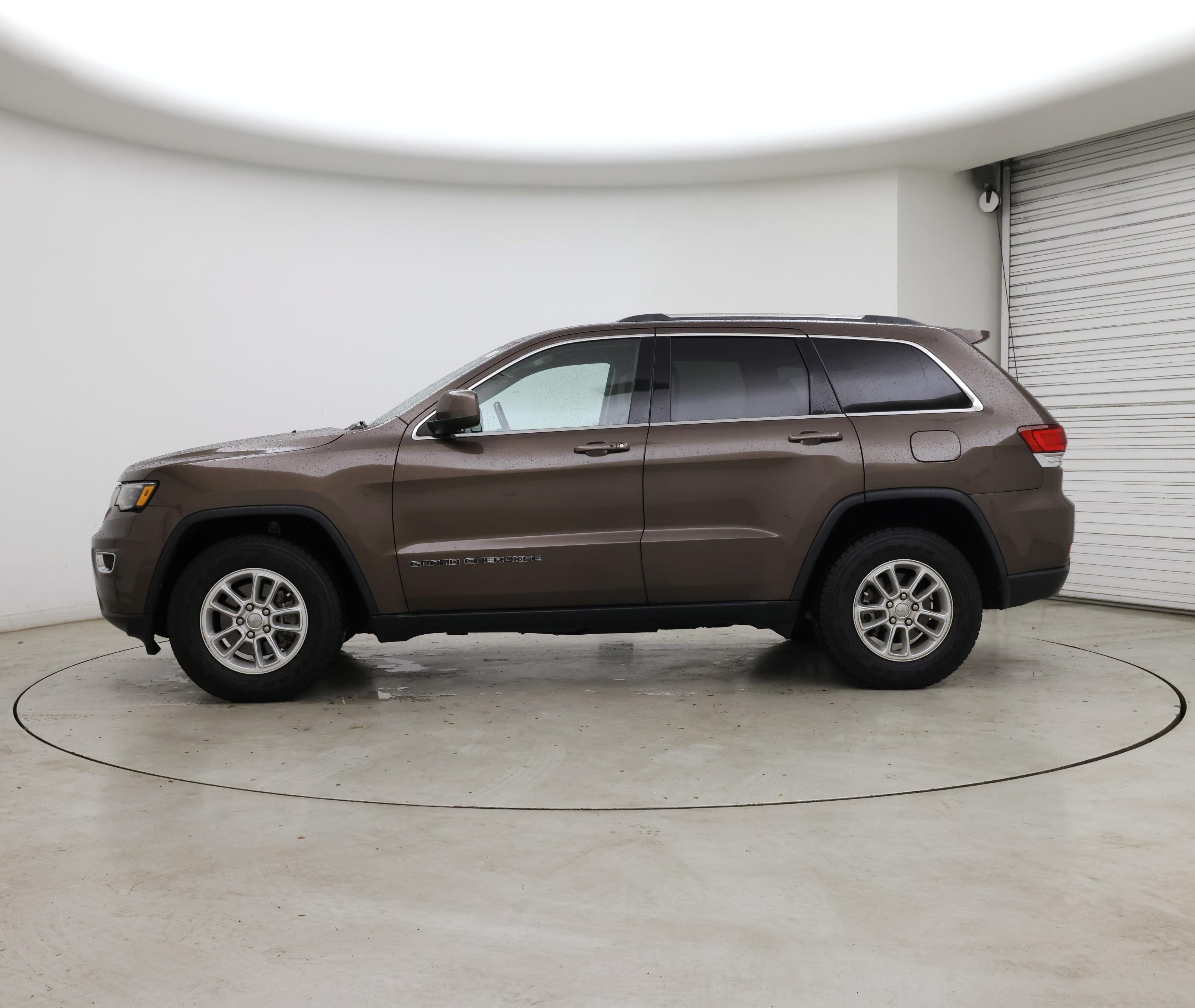 Thumbnail: 2020 Jeep Grand Cherokee - 3