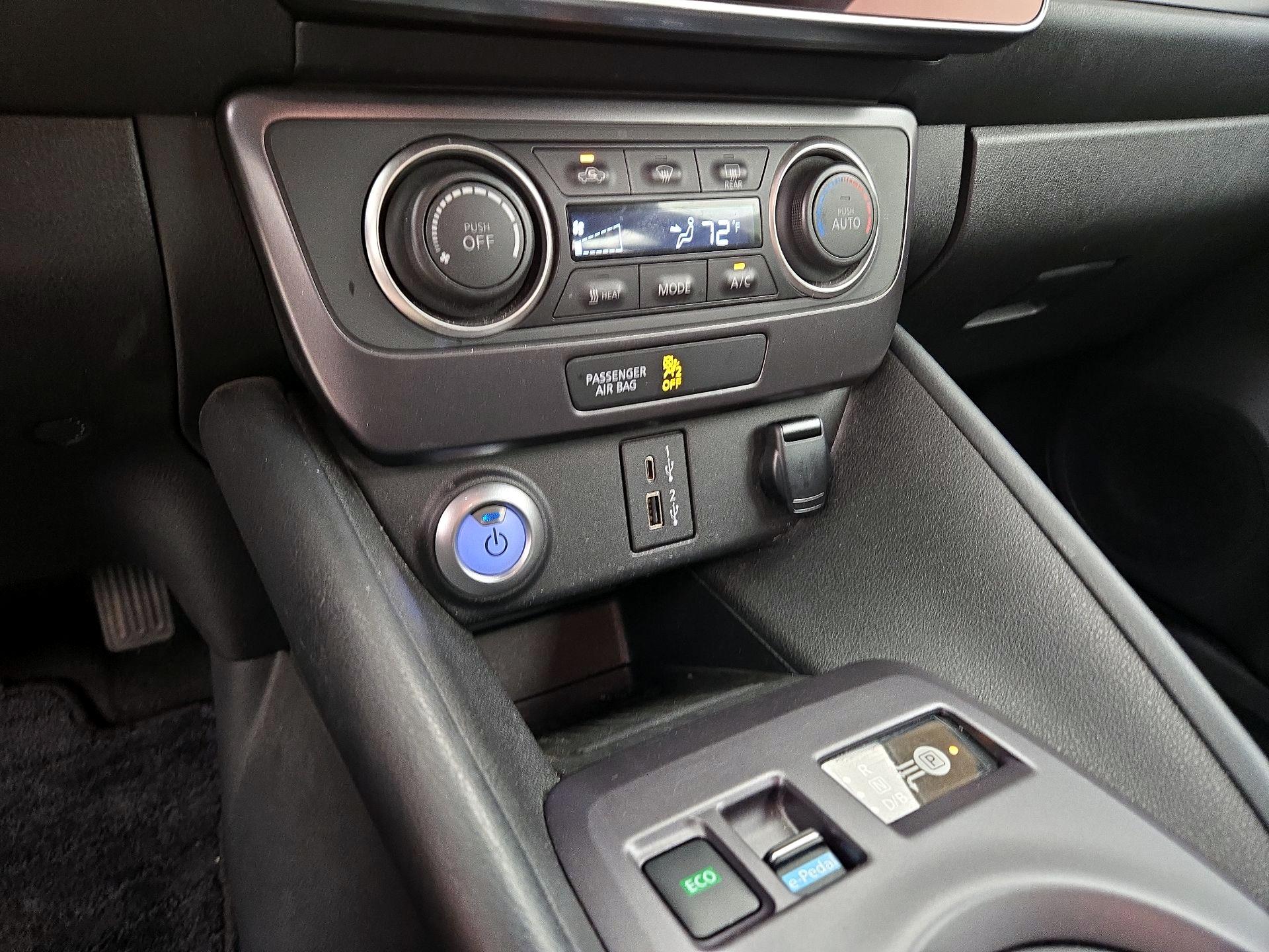 Thumbnail: 2023 Nissan Leaf - 18