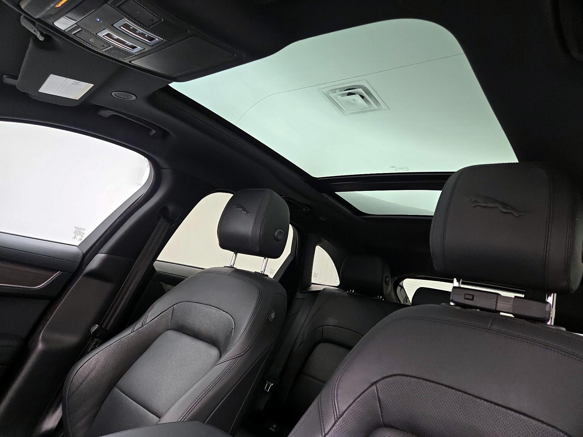 Thumbnail: 2021 Jaguar F-Pace - 20