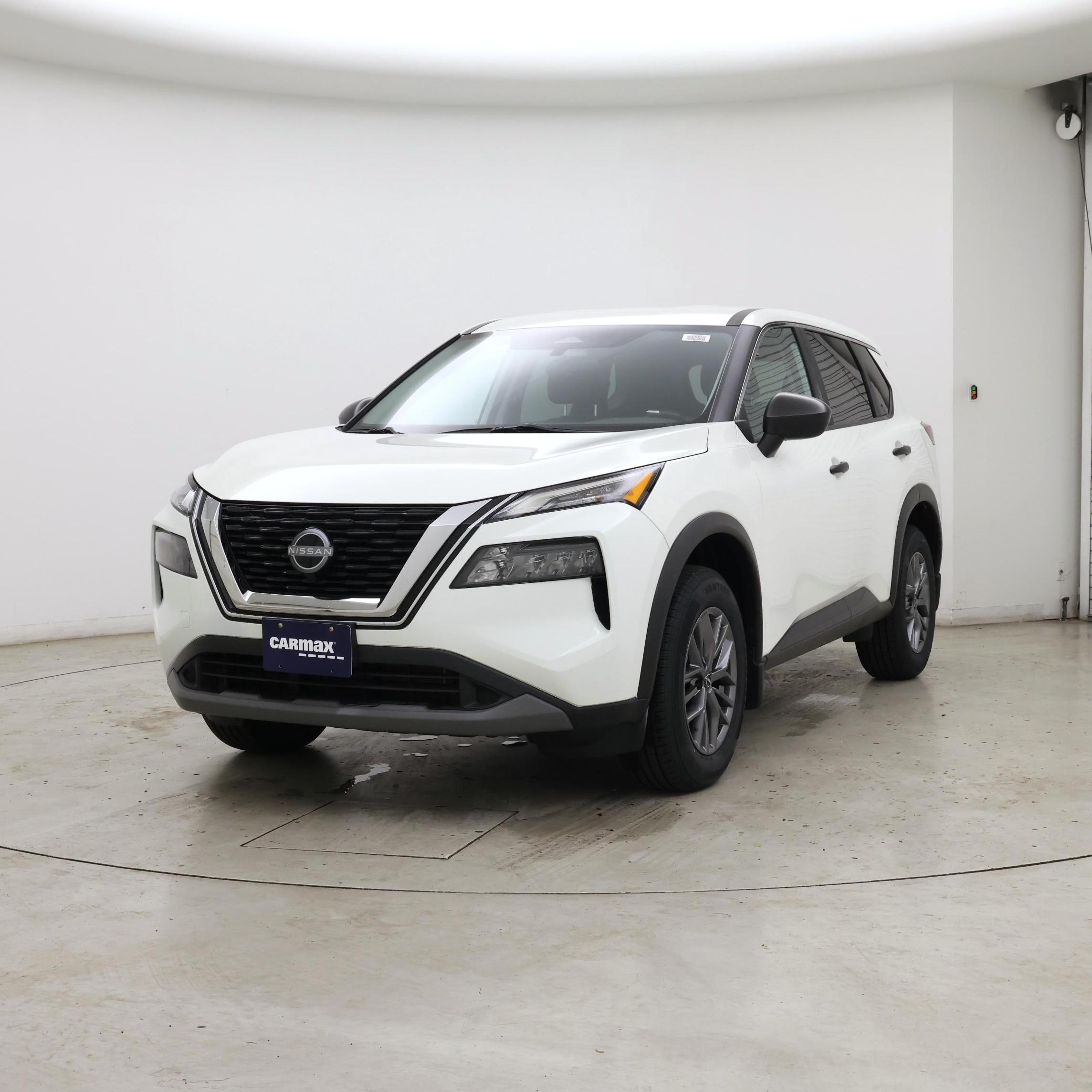 Thumbnail: 2023 Nissan Rogue - 4