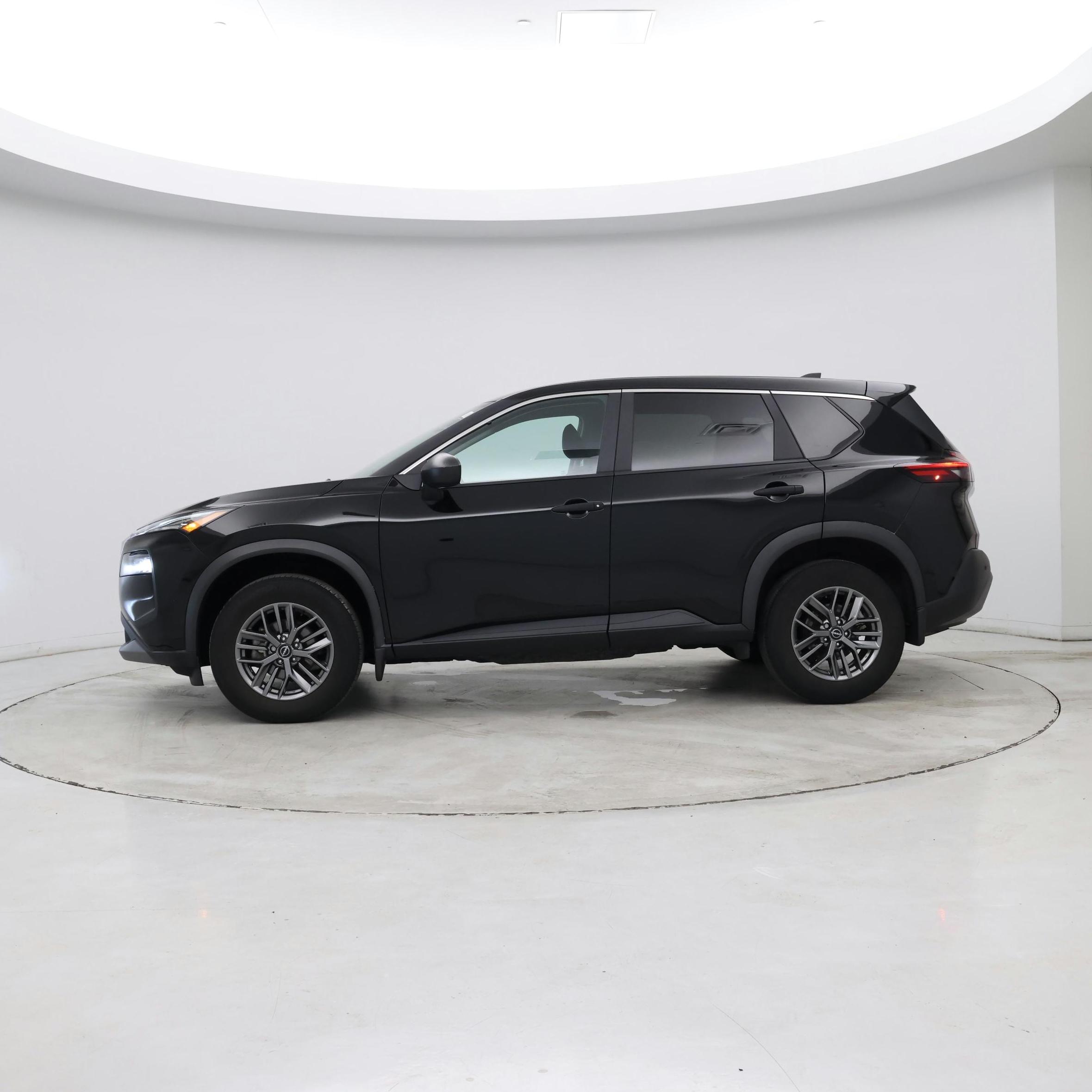 Thumbnail: 2023 Nissan Rogue - 2