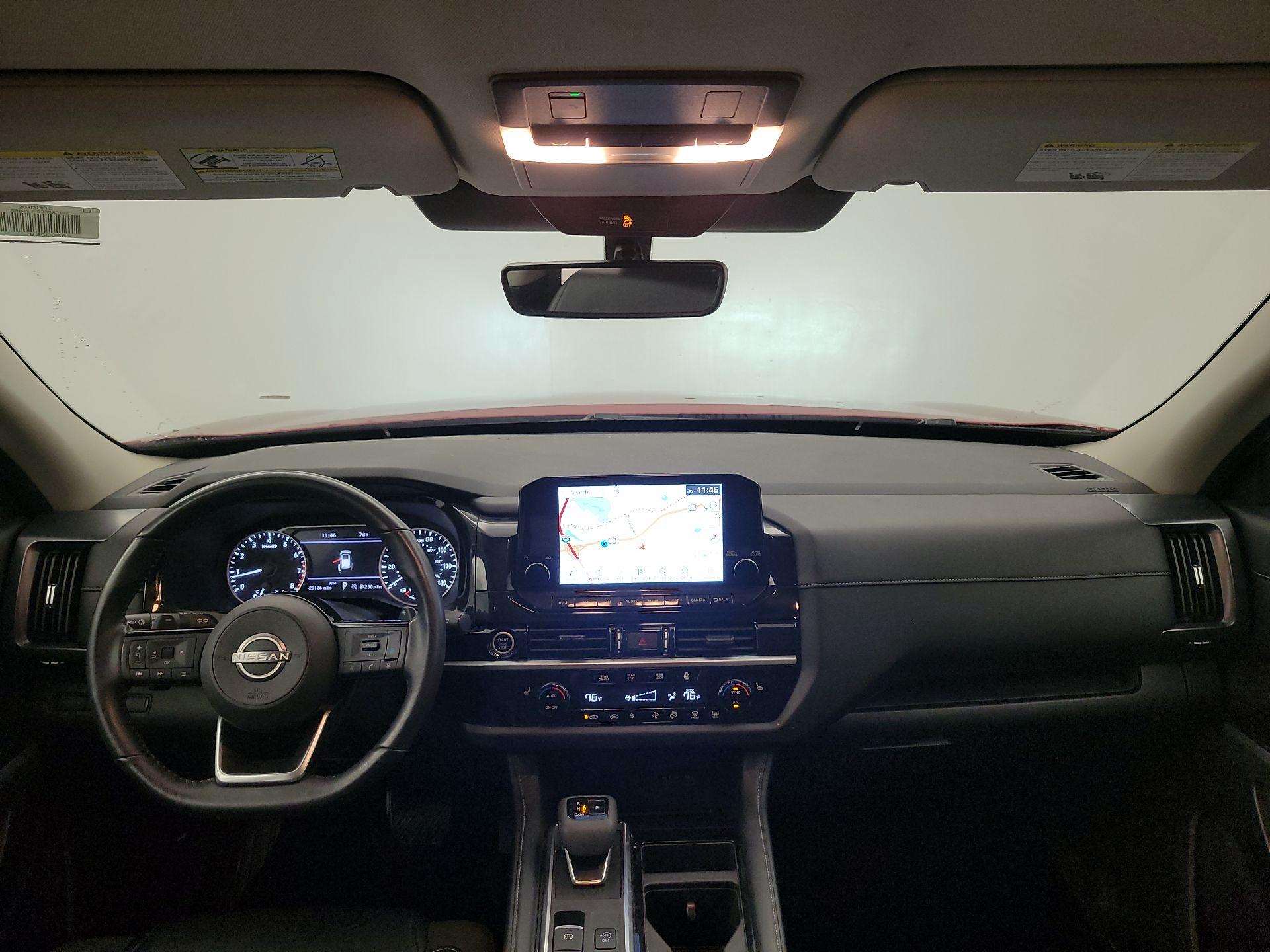 Thumbnail: 2023 Nissan Pathfinder - 9