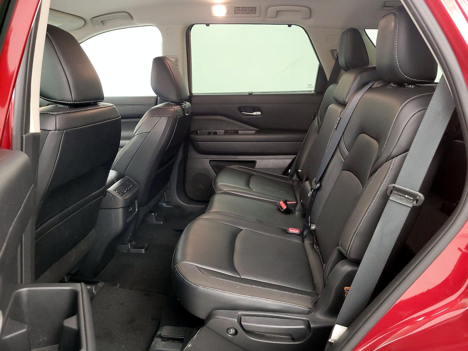 2023 Nissan Pathfinder SL - Photo 21