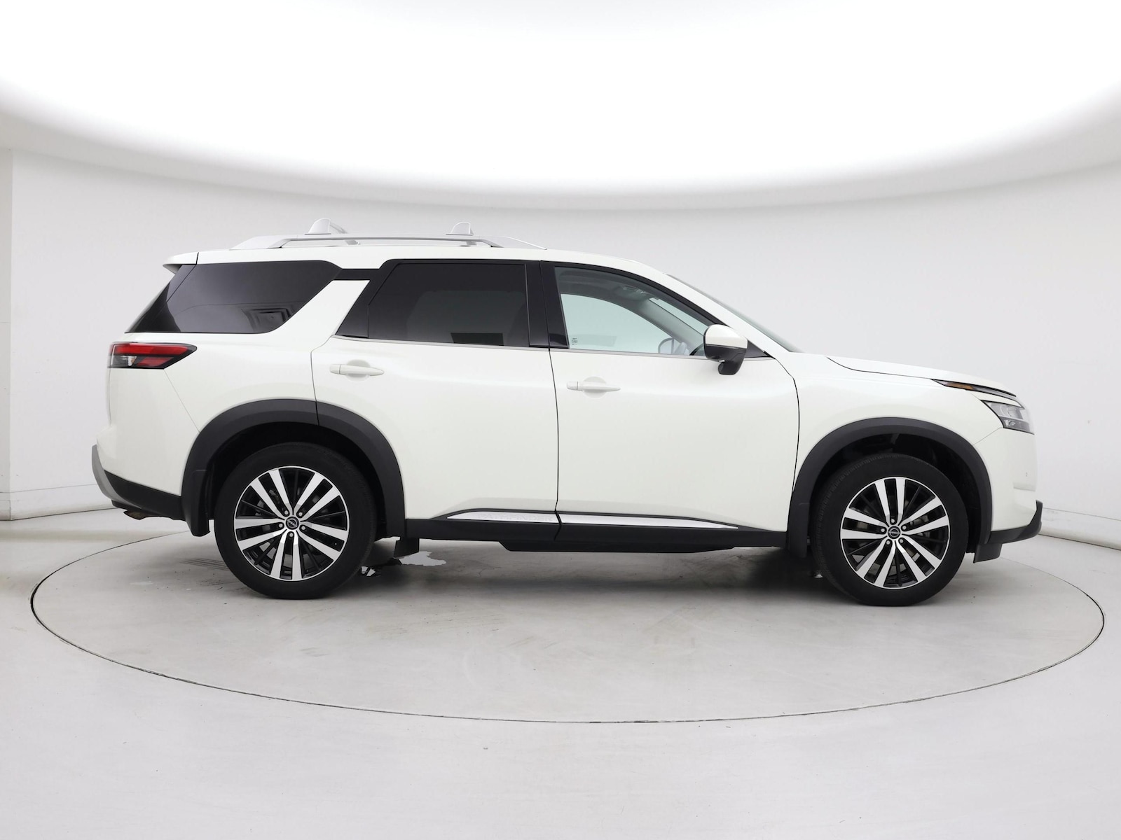 2023 Nissan Pathfinder Platinum - Photo 8