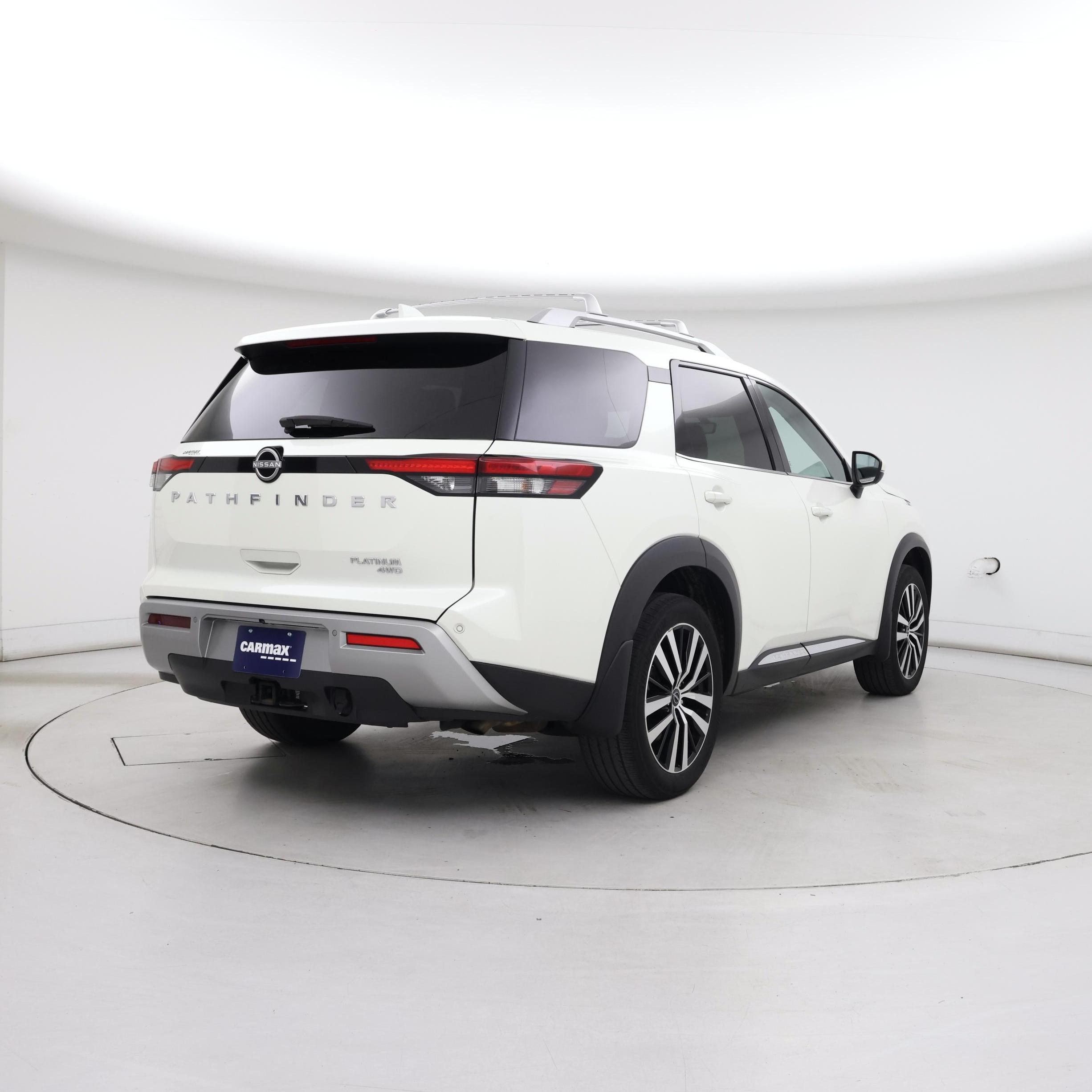 Thumbnail: 2023 Nissan Pathfinder - 8