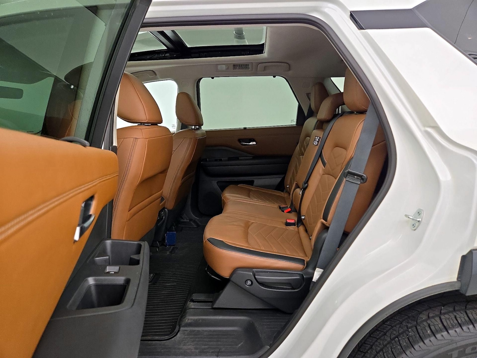2023 Nissan Pathfinder Platinum - Photo 22