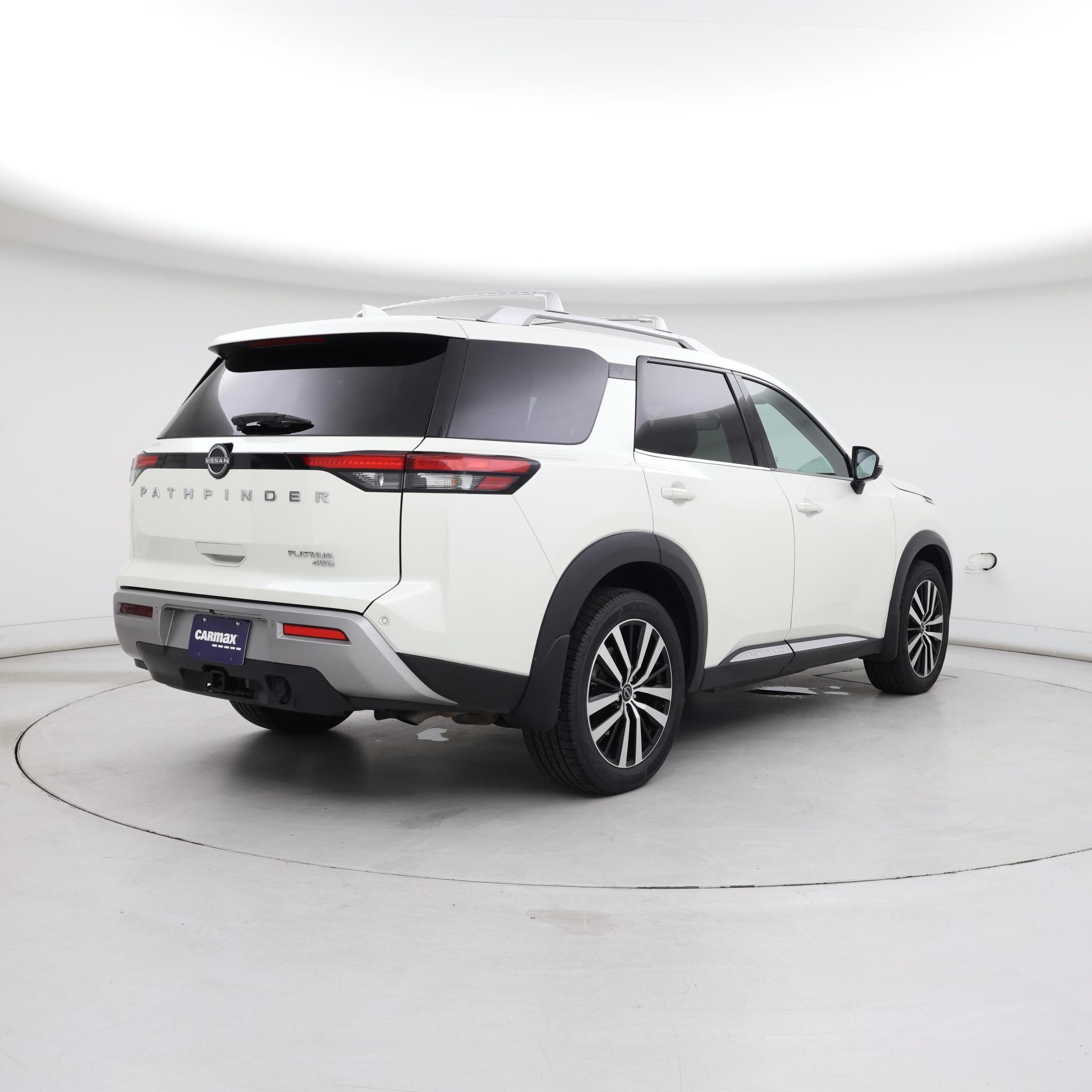 Thumbnail: 2023 Nissan Pathfinder - 8