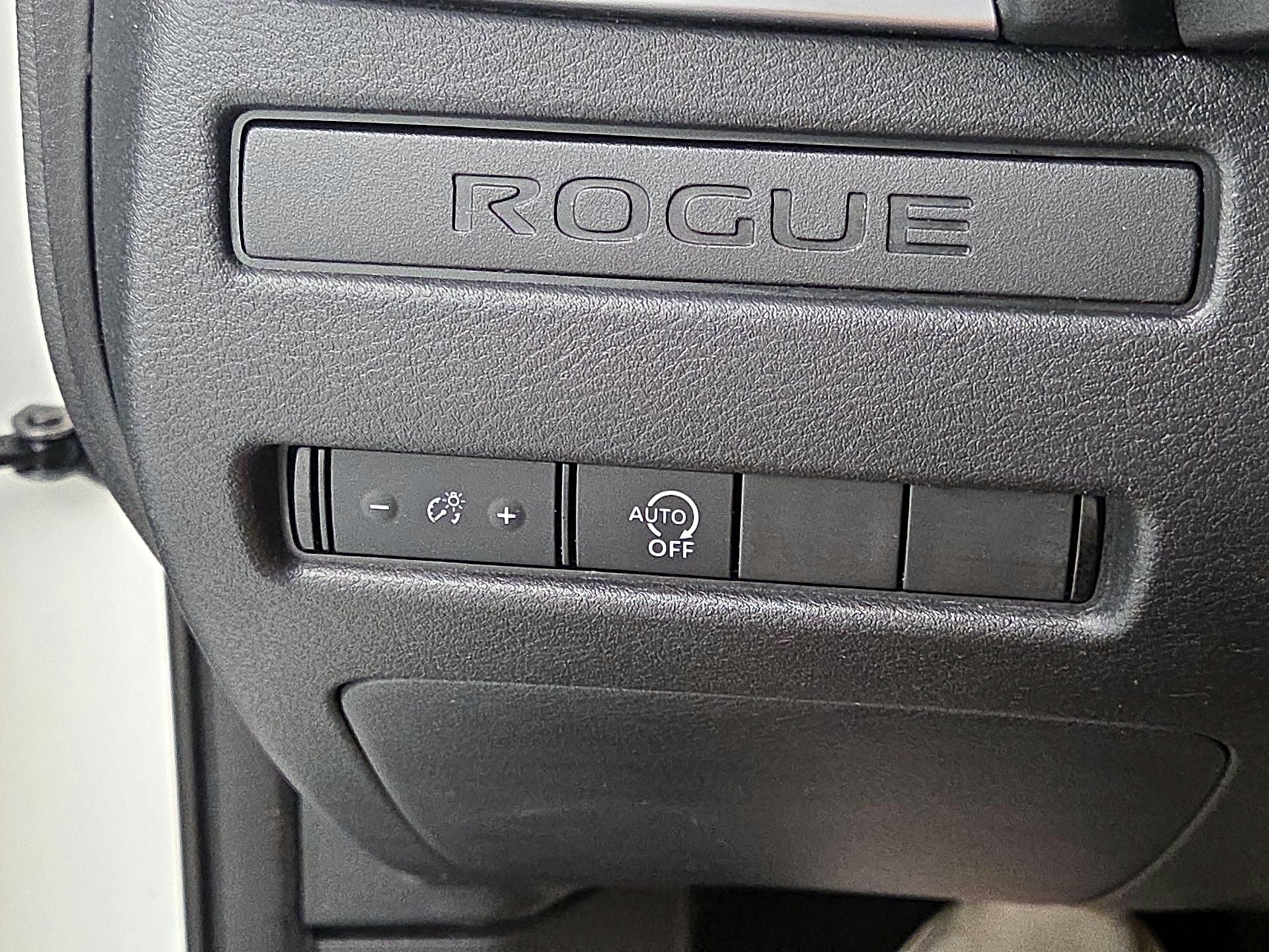 Thumbnail: 2023 Nissan Rogue - 13