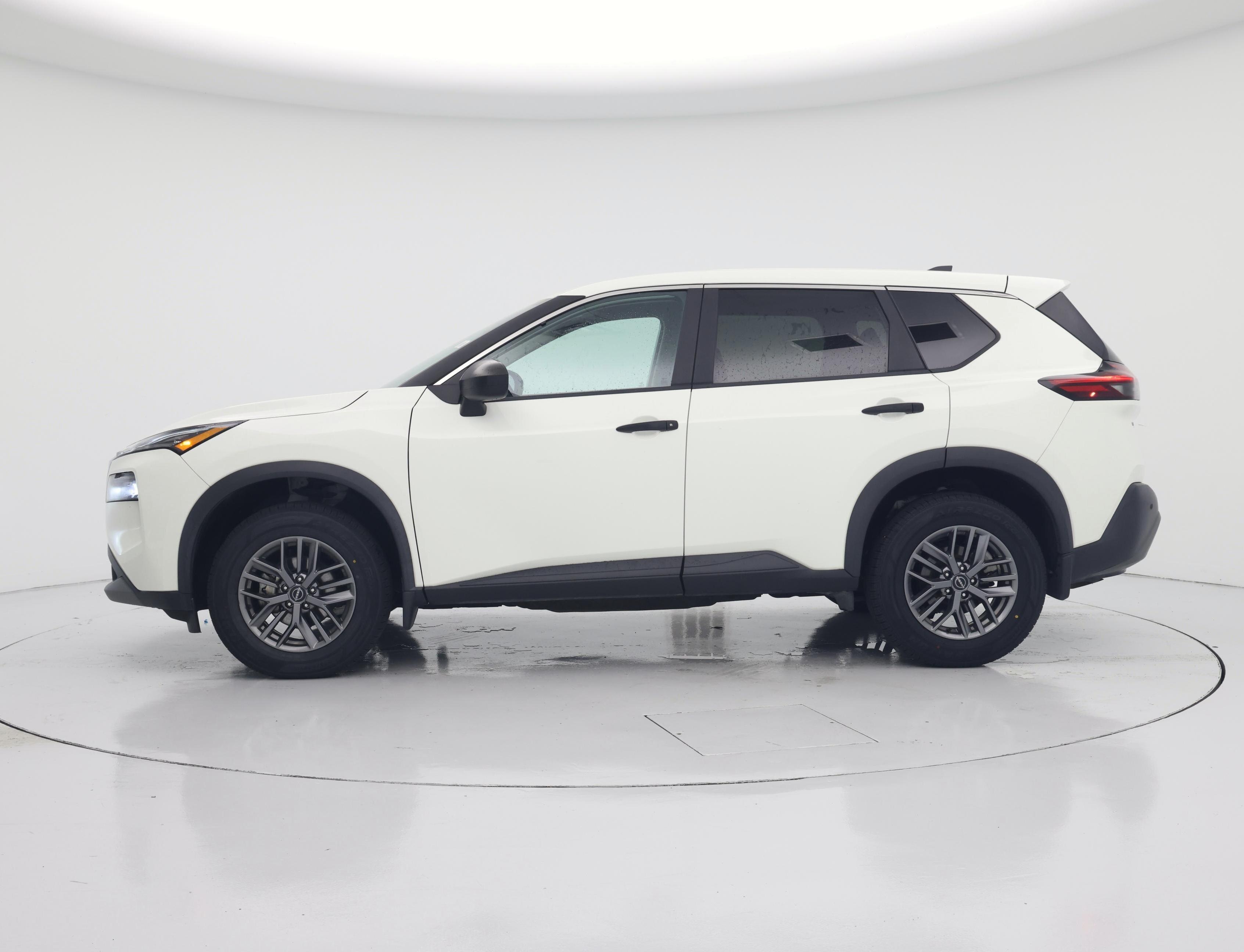 Thumbnail: 2023 Nissan Rogue - 3