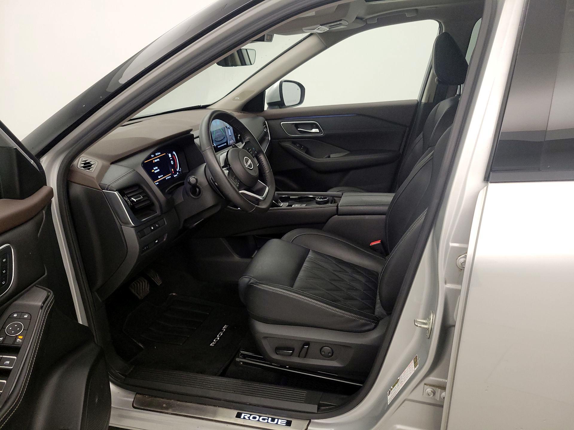 Thumbnail: 2023 Nissan Rogue - 9