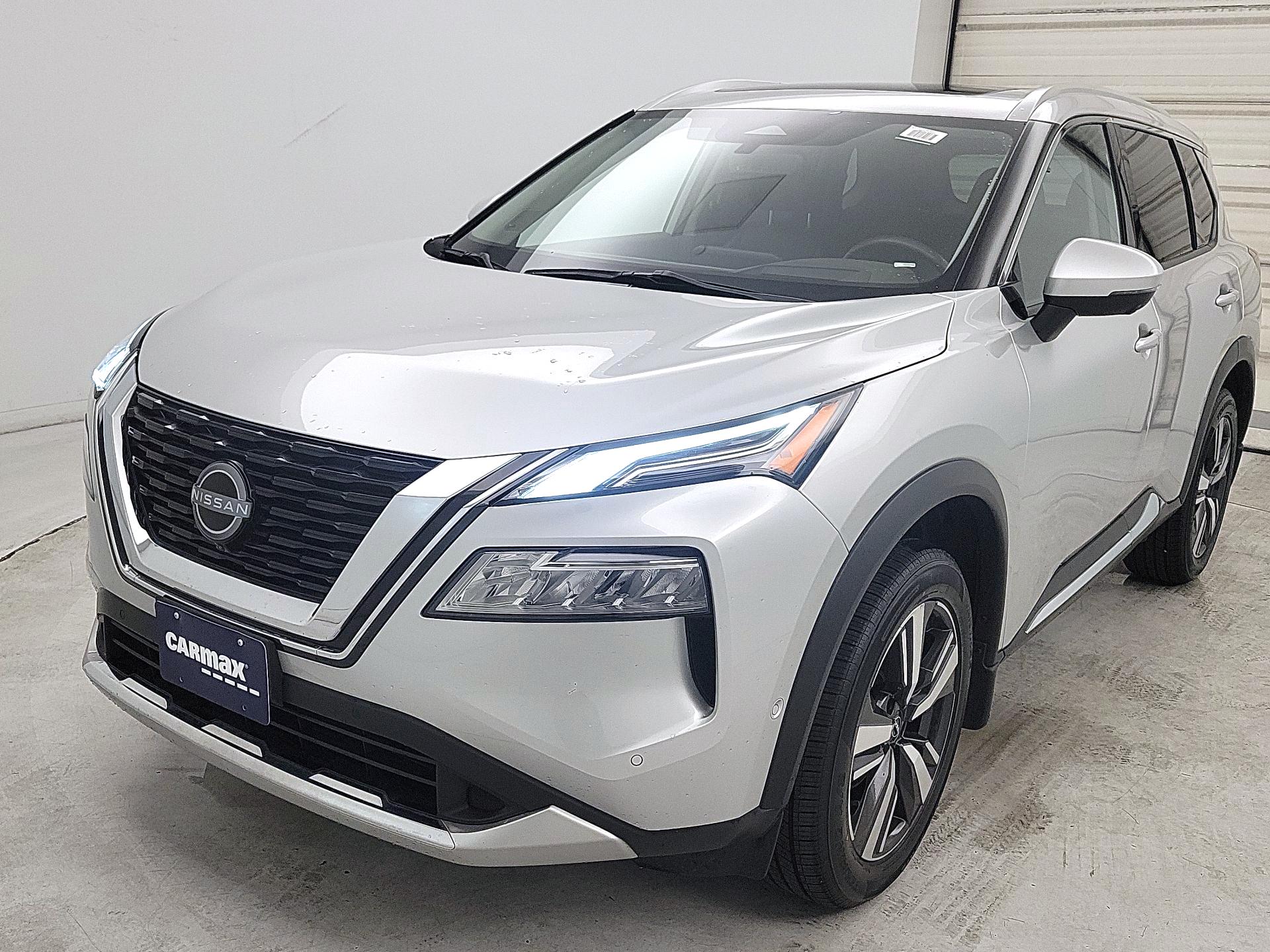 Thumbnail: 2023 Nissan Rogue - 3