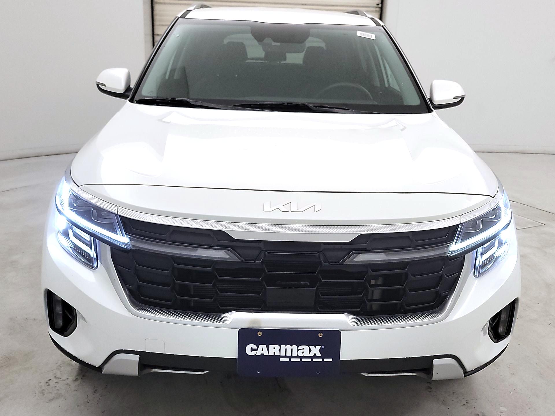 Thumbnail: 2024 Kia Seltos - 2