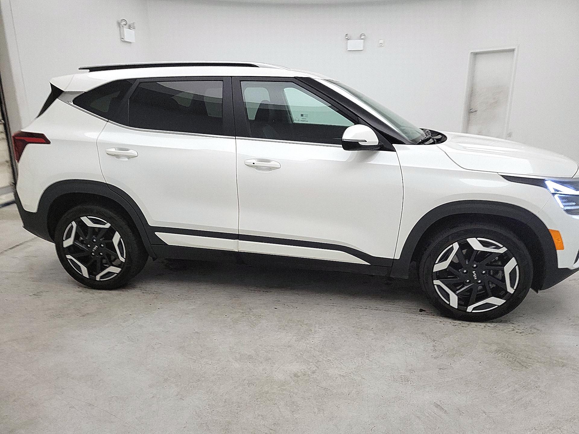 Thumbnail: 2024 Kia Seltos - 4