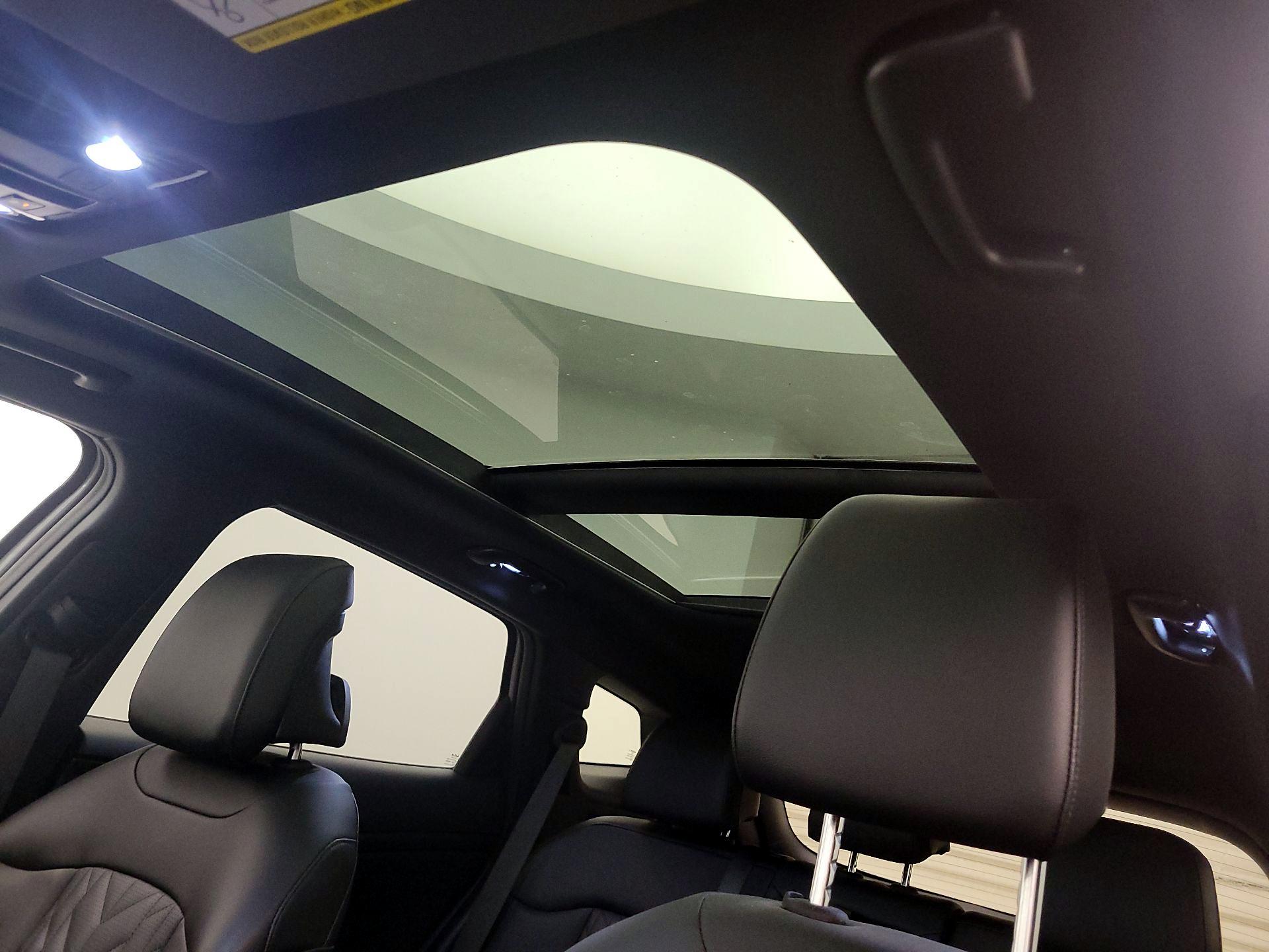 Thumbnail: 2023 Kia Sportage - 19