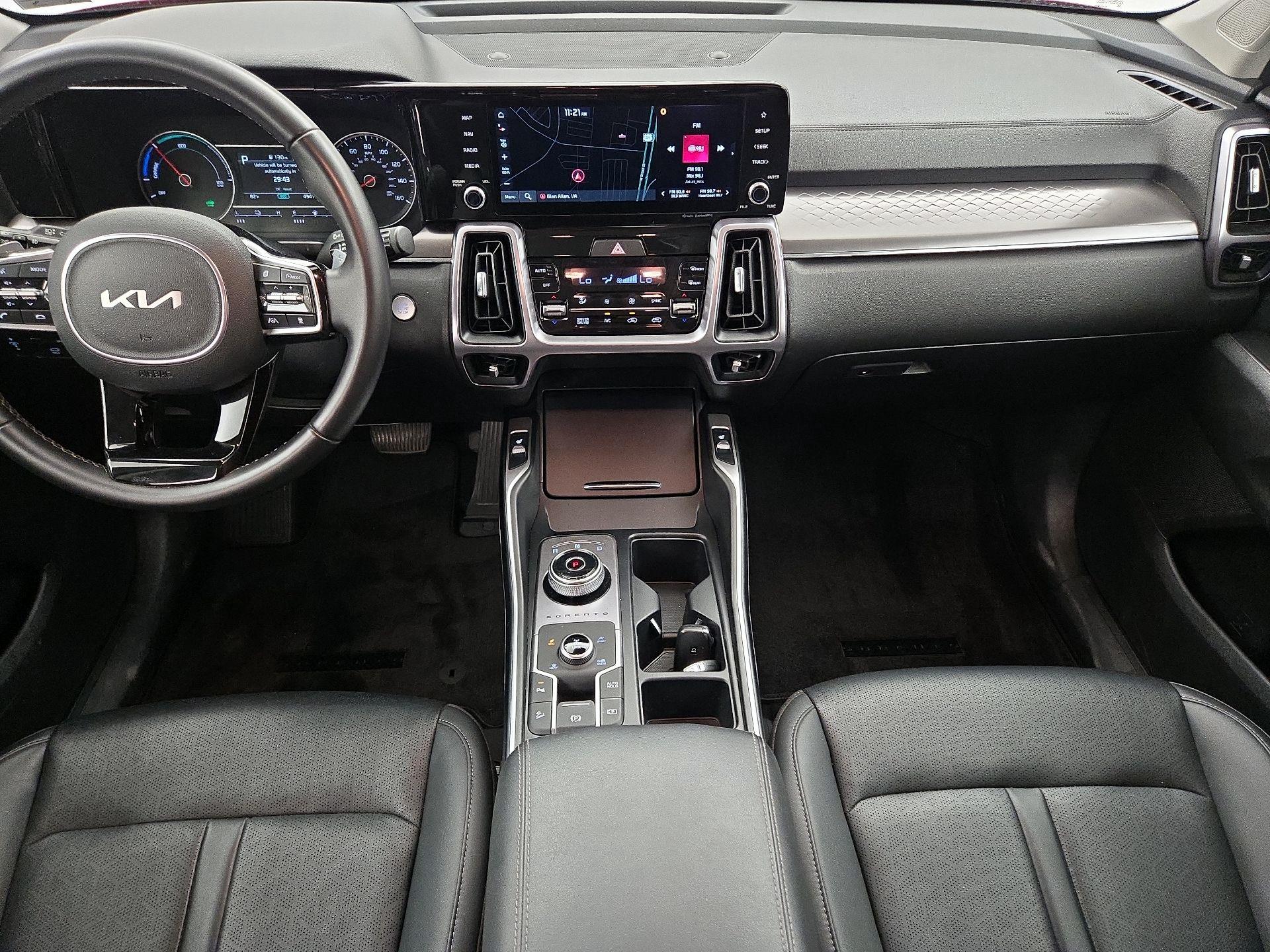 Thumbnail: 2023 Kia Sorento - 9
