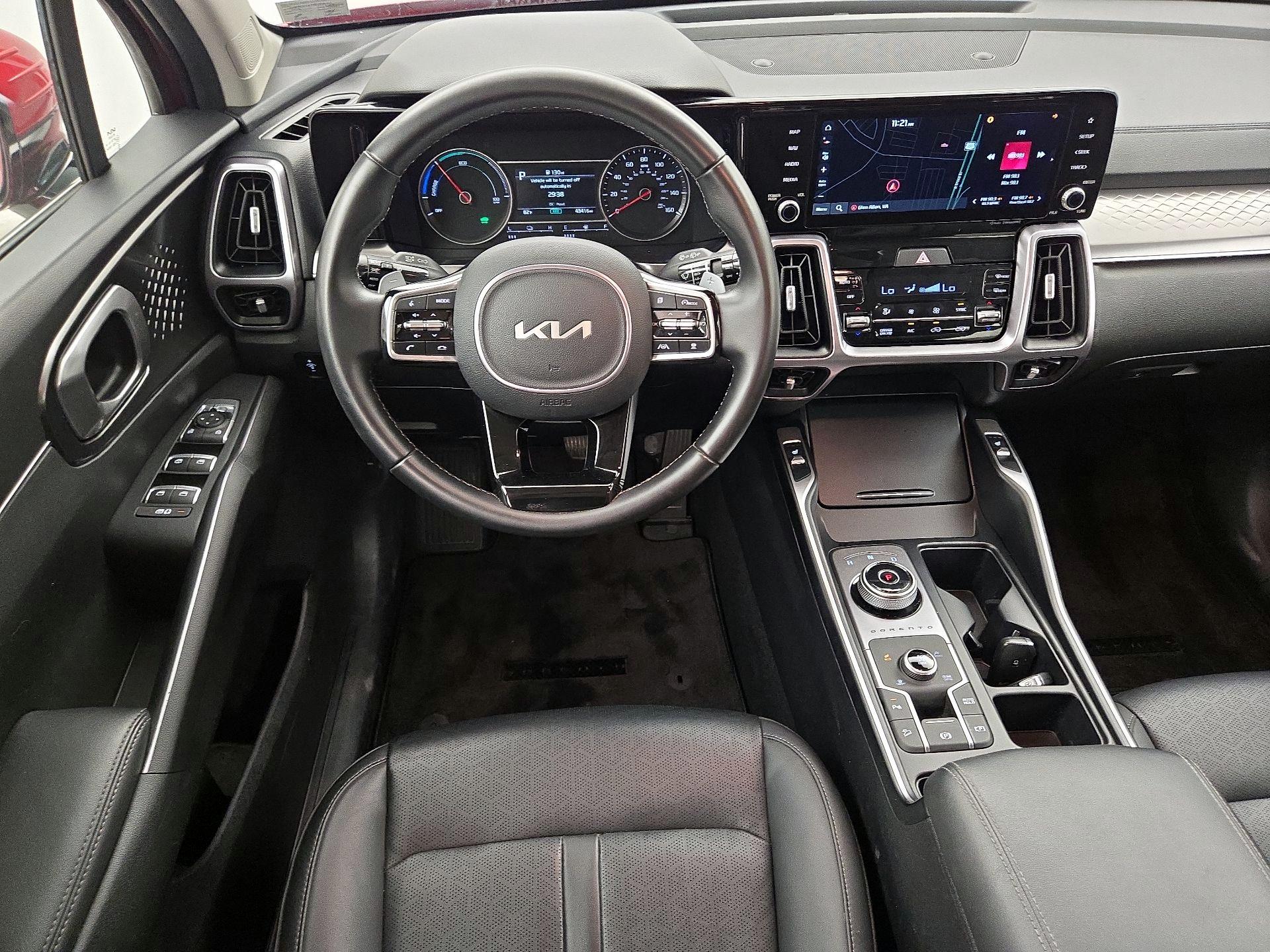 Thumbnail: 2023 Kia Sorento - 10