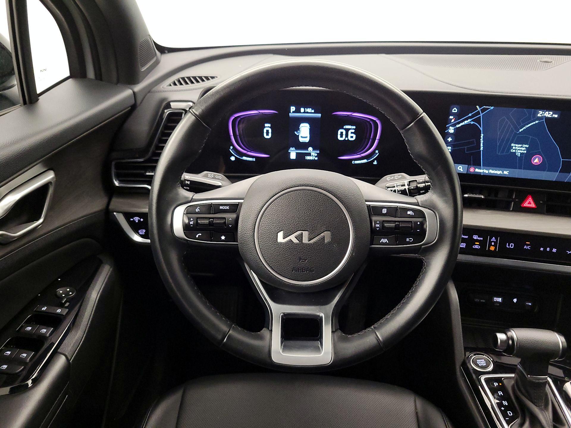 Thumbnail: 2023 Kia Sportage - 10