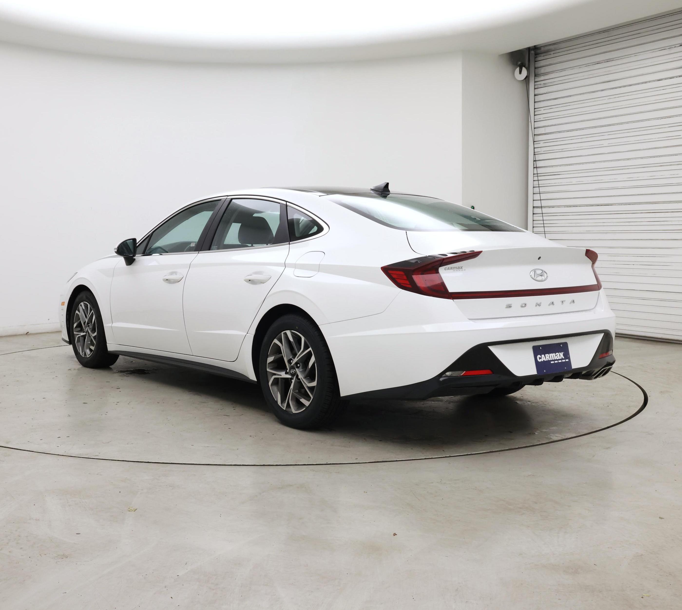 Thumbnail: 2022 Hyundai Sonata - 2