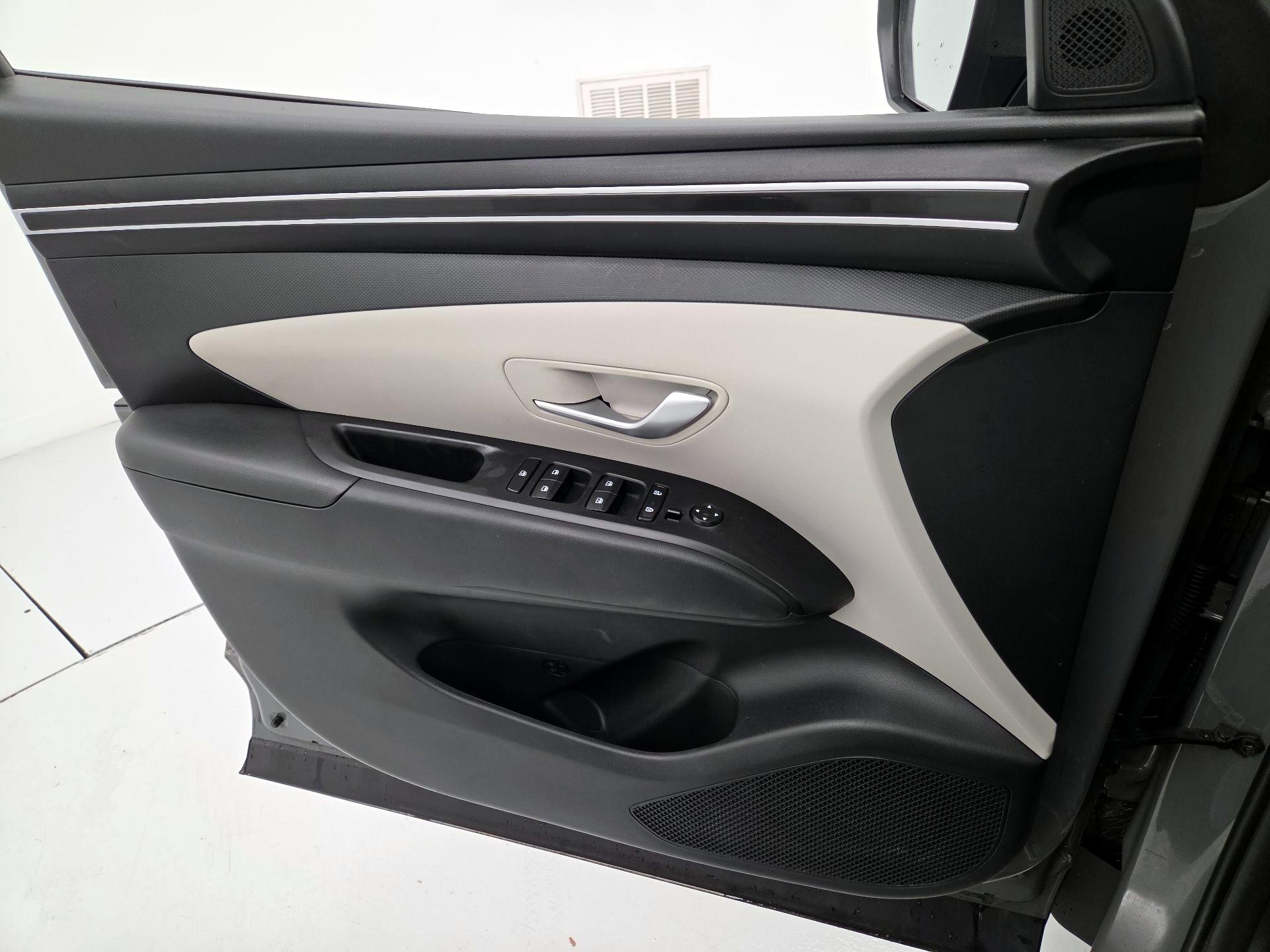 Thumbnail: 2024 Hyundai Tucson - 12