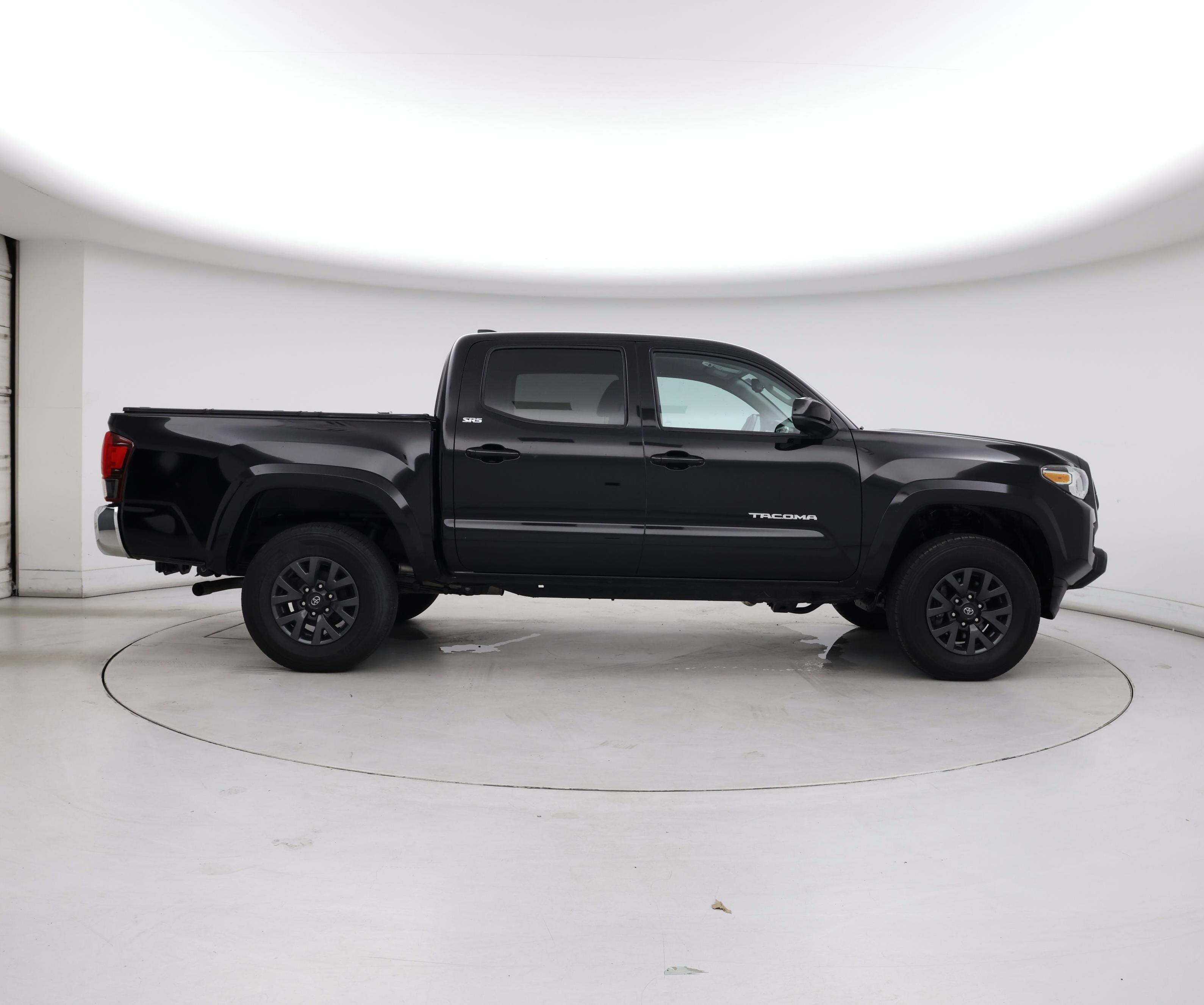 Thumbnail: 2023 Toyota Tacoma - 7