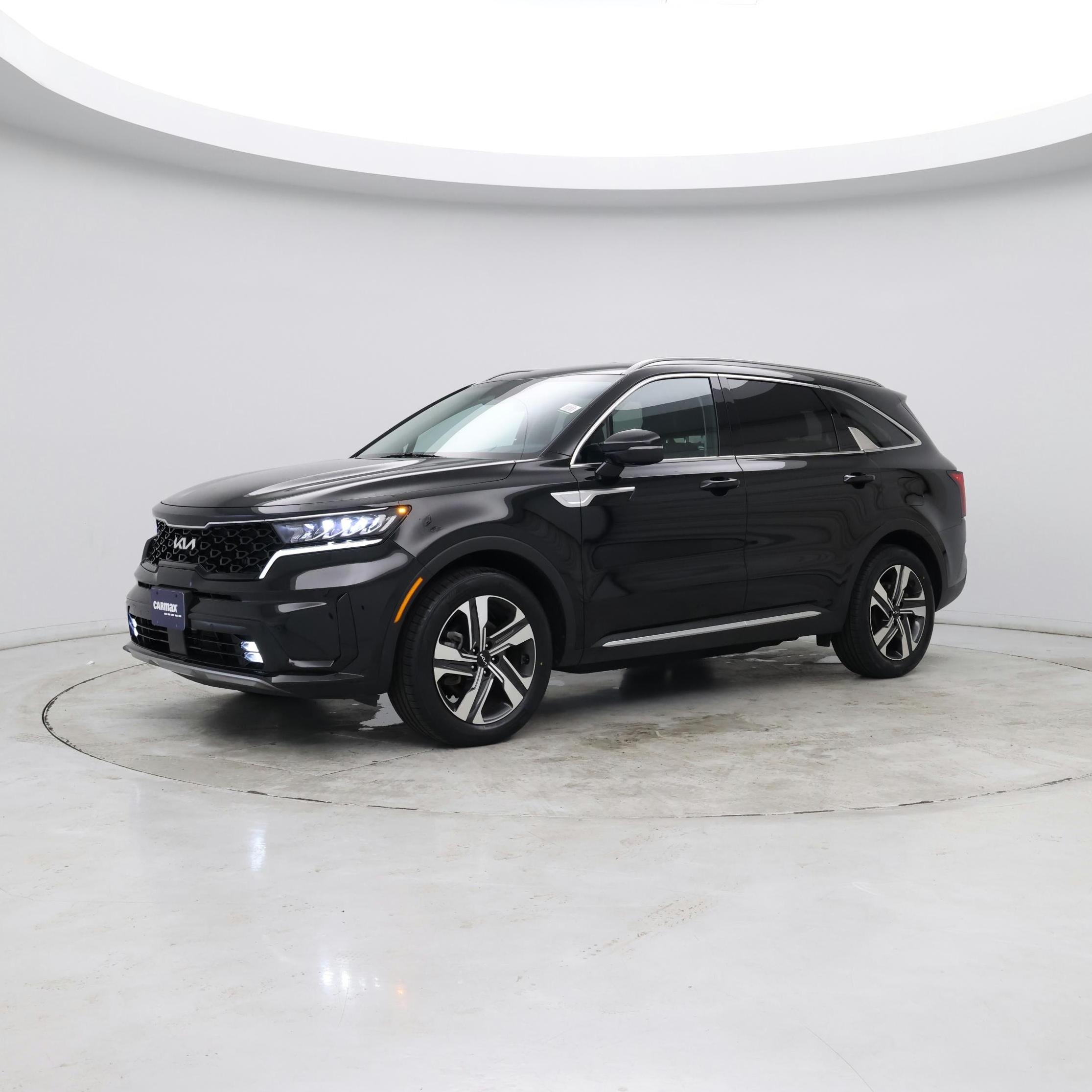 Thumbnail: 2023 Kia Sorento - 3