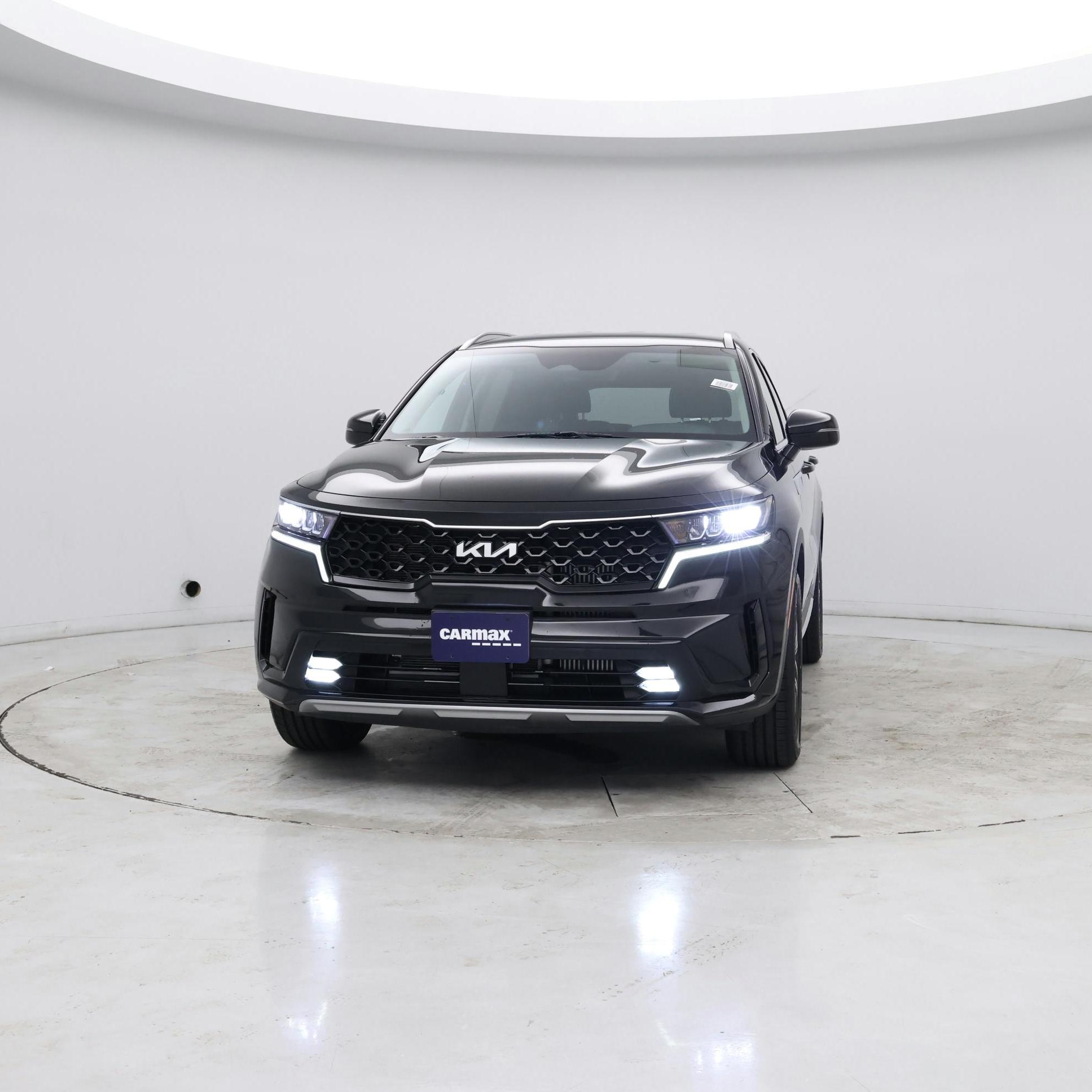Thumbnail: 2023 Kia Sorento - 4
