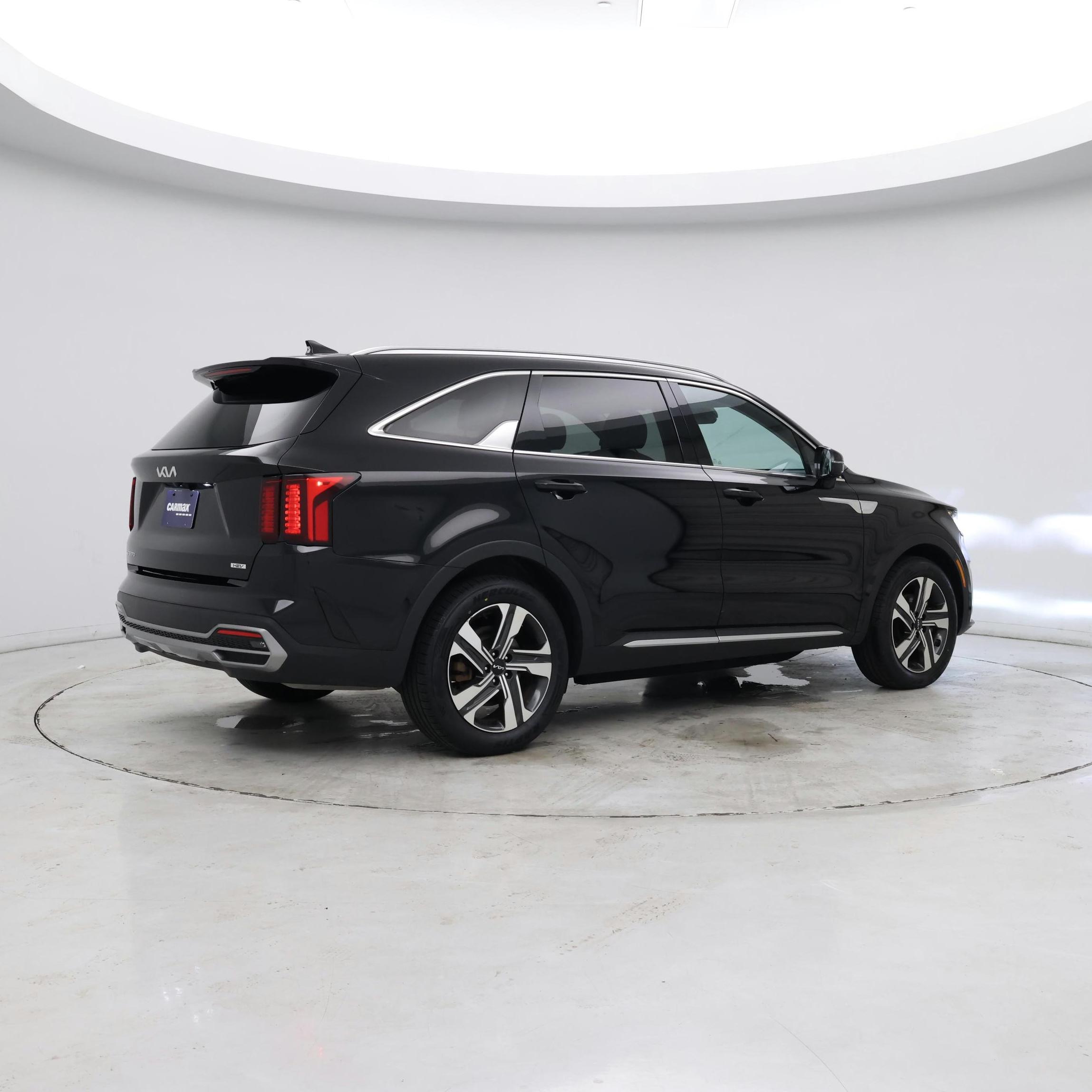 Thumbnail: 2023 Kia Sorento - 6