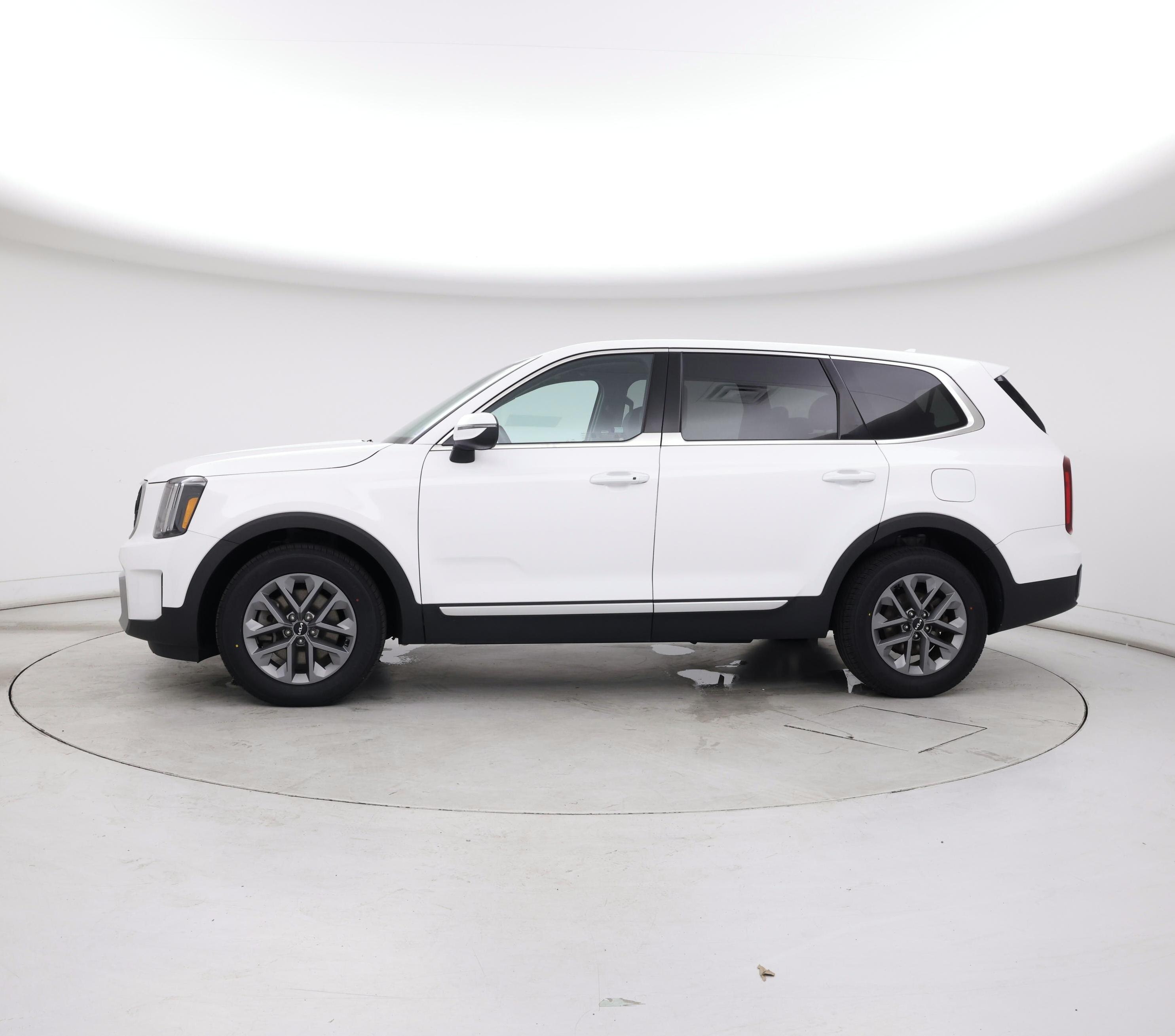 Thumbnail: 2023 Kia Telluride - 3