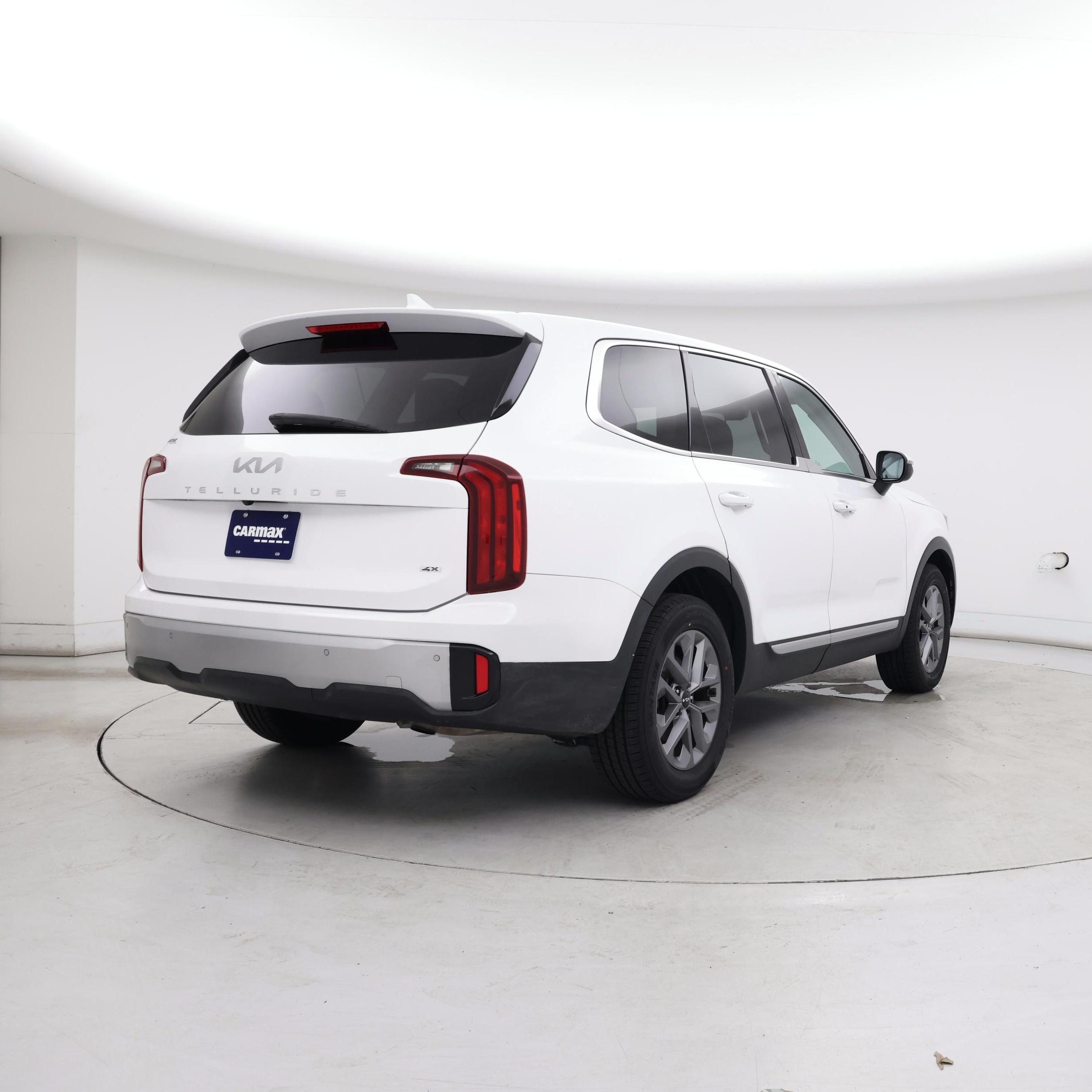 Thumbnail: 2023 Kia Telluride - 8