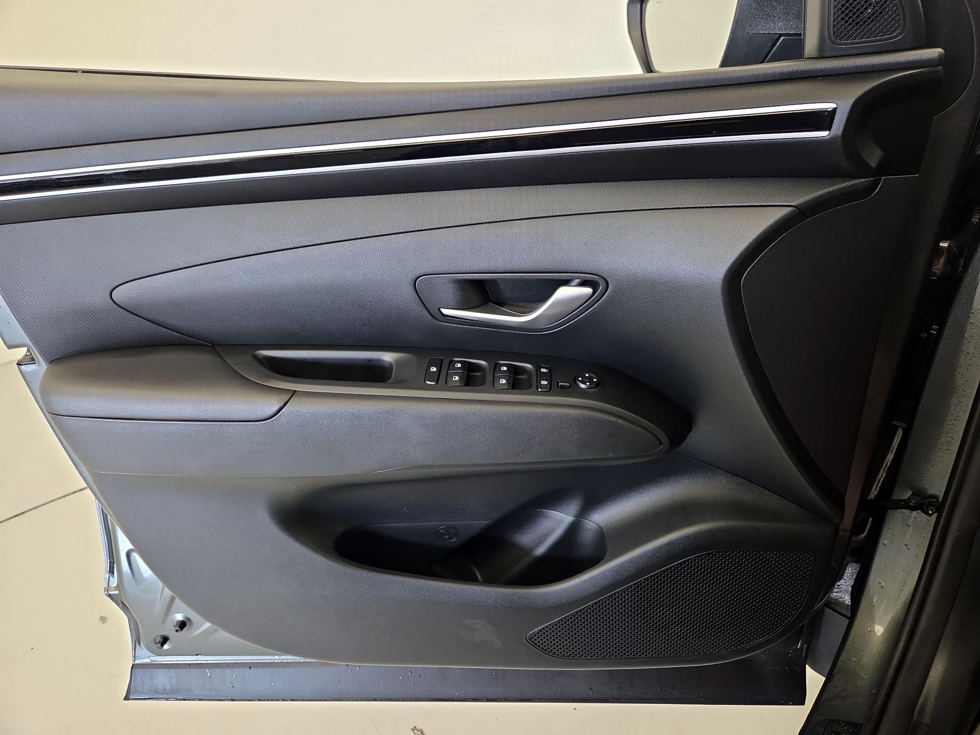 Thumbnail: 2023 Hyundai Tucson - 12