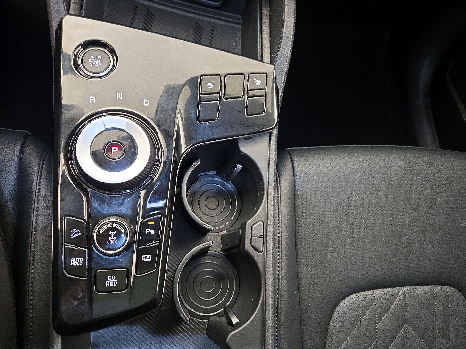 Thumbnail: 2025 Kia Sportage - 18