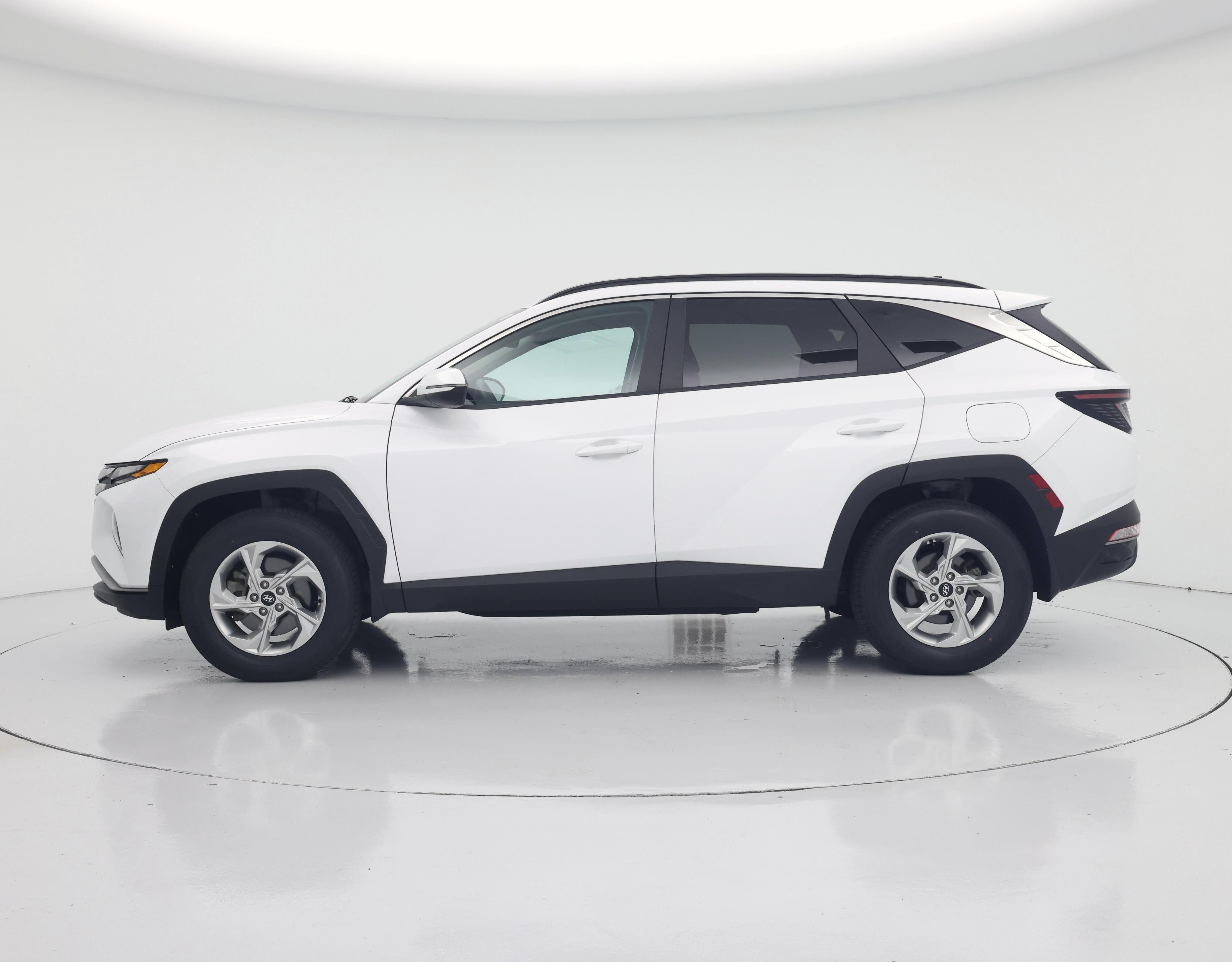 Thumbnail: 2023 Hyundai Tucson - 3